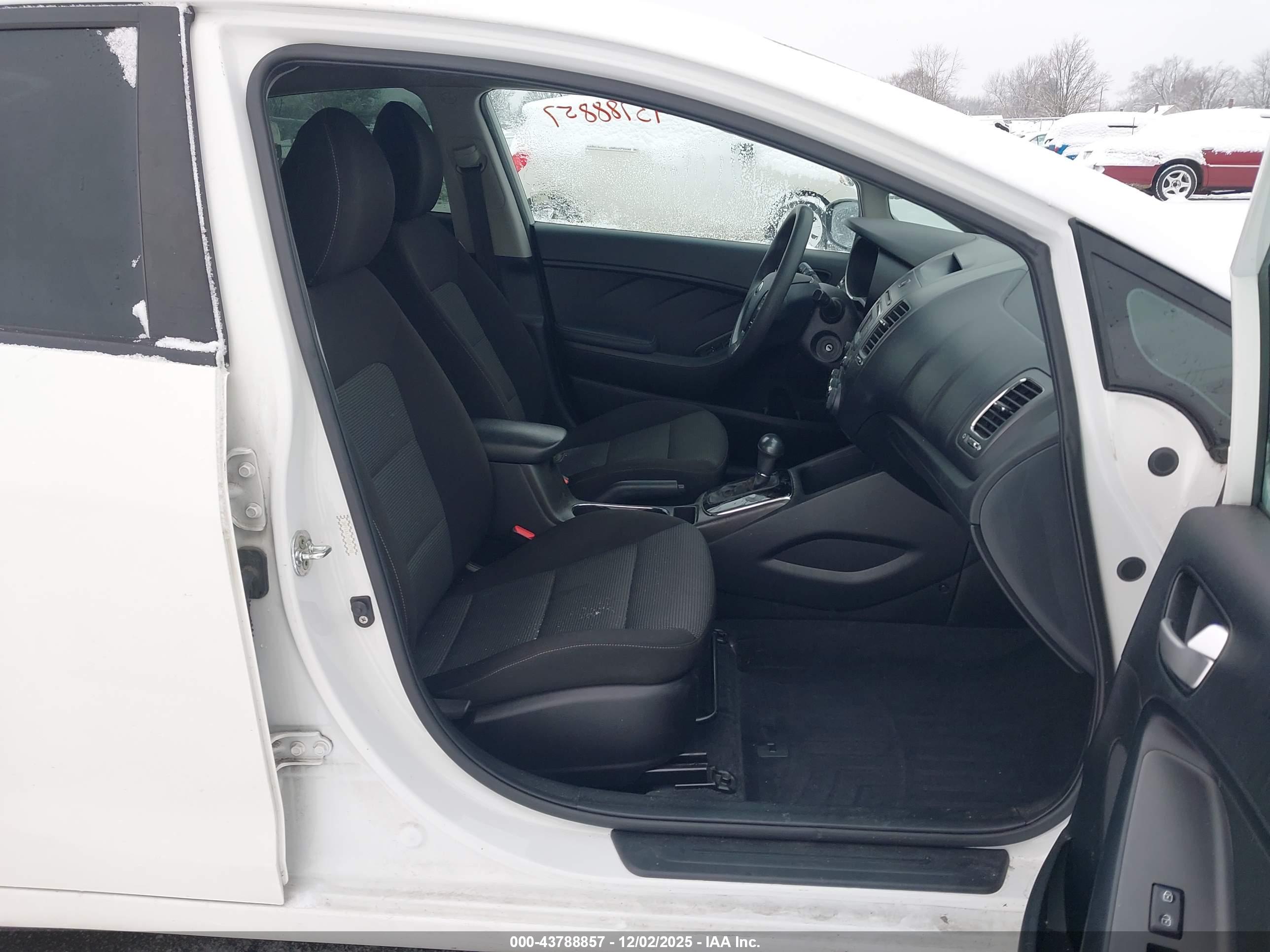 KIA FORTE image 5