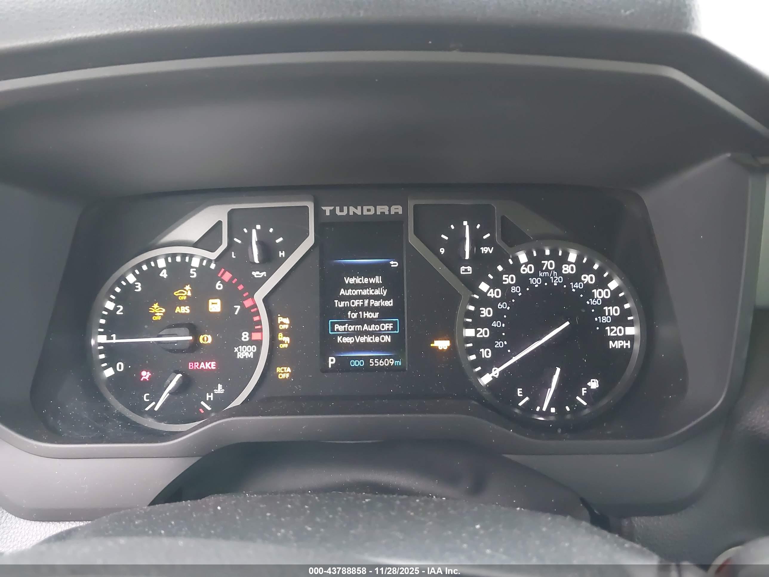 TOYOTA TUNDRA image 7