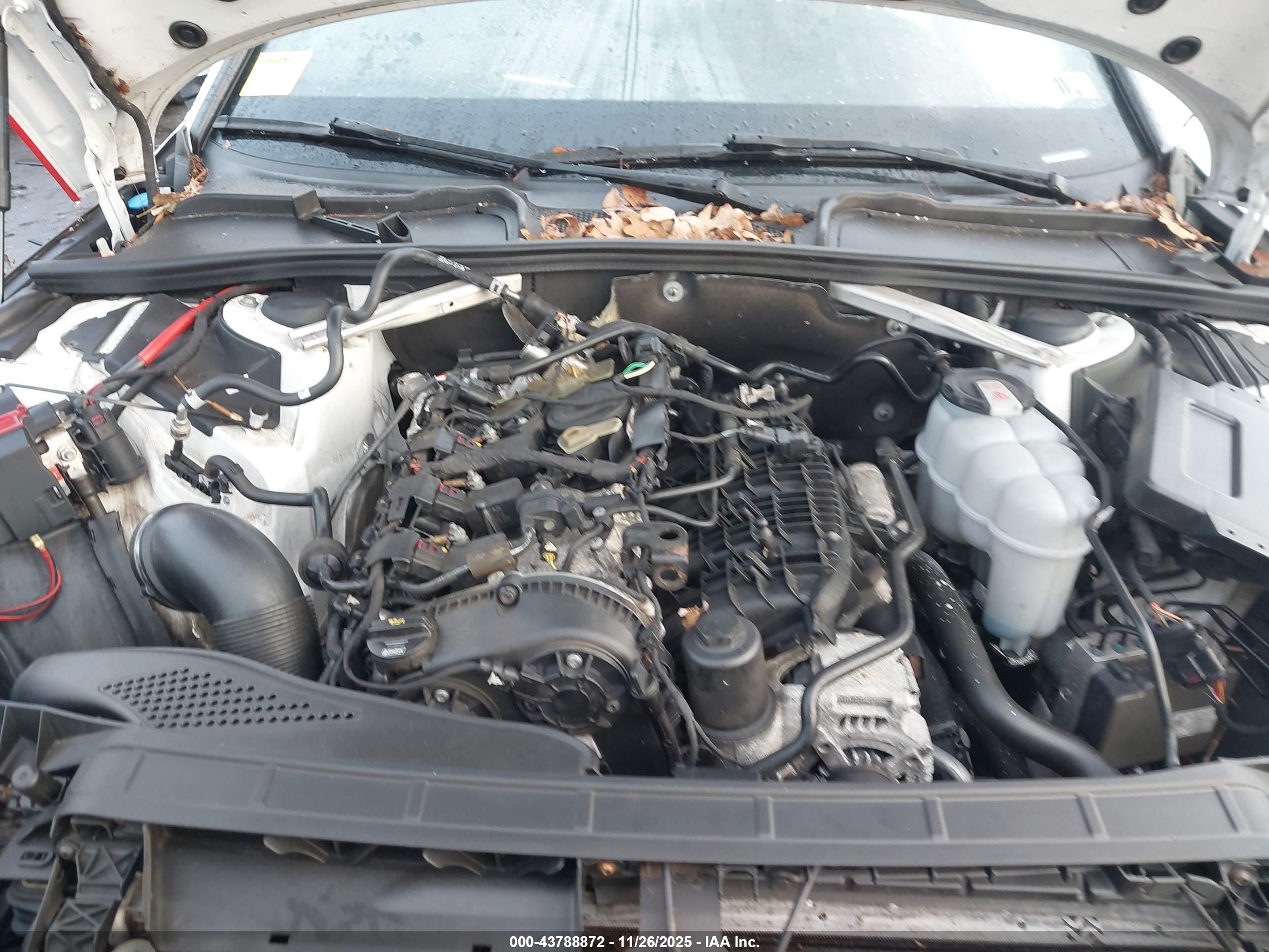 AUDI A4 image 10