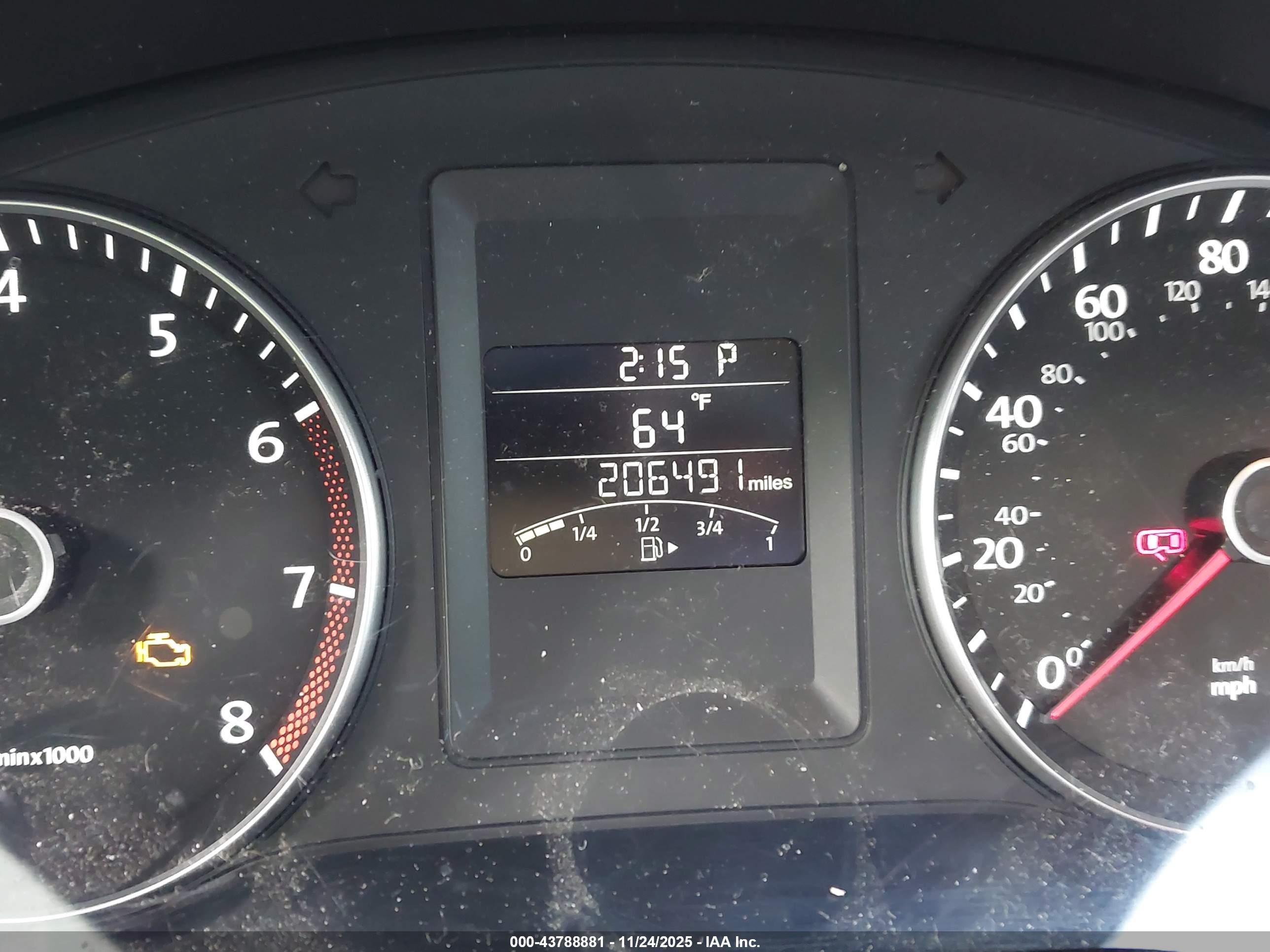VOLKSWAGEN JETTA image 7