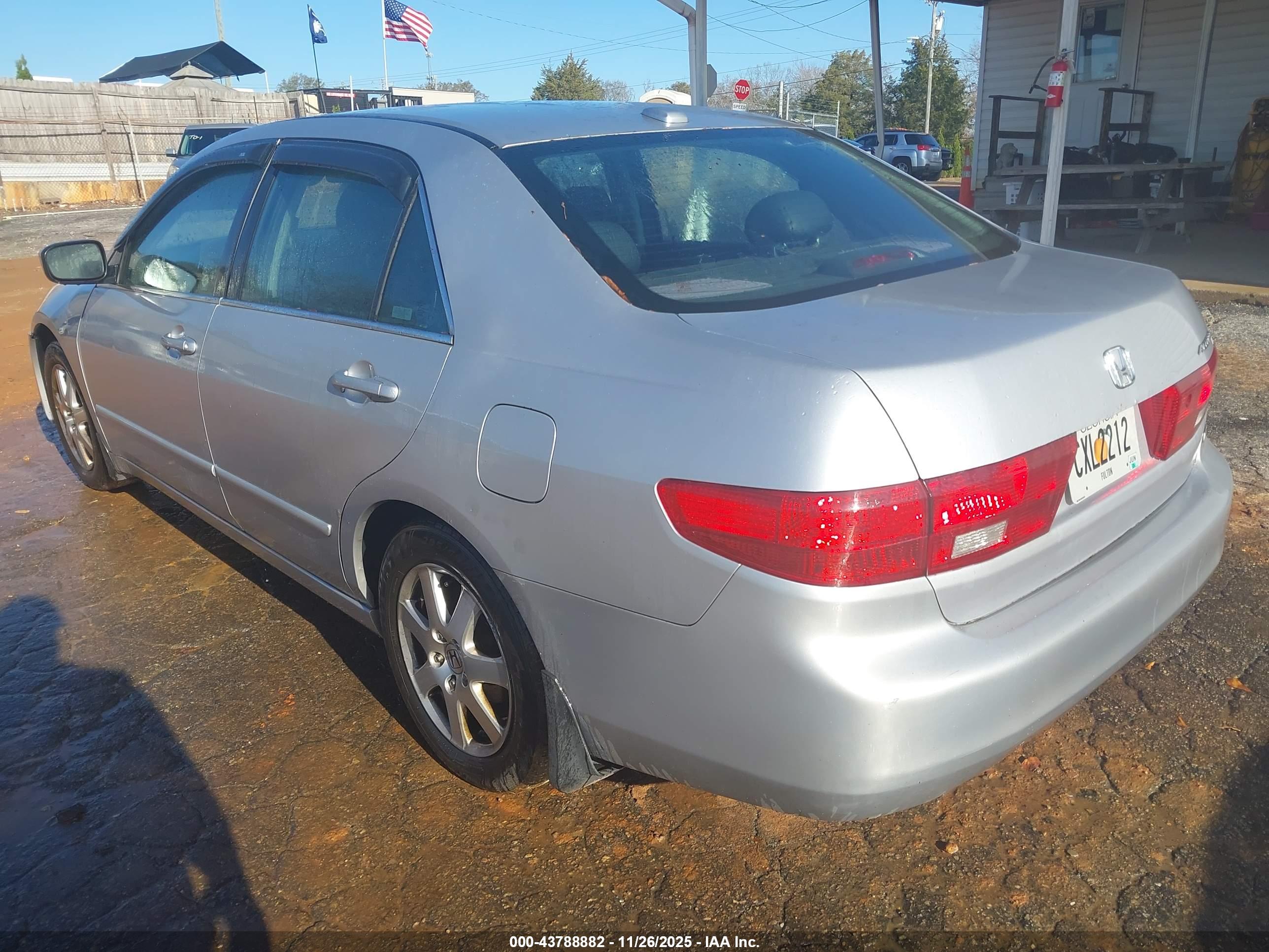 HONDA ACCORD image 3