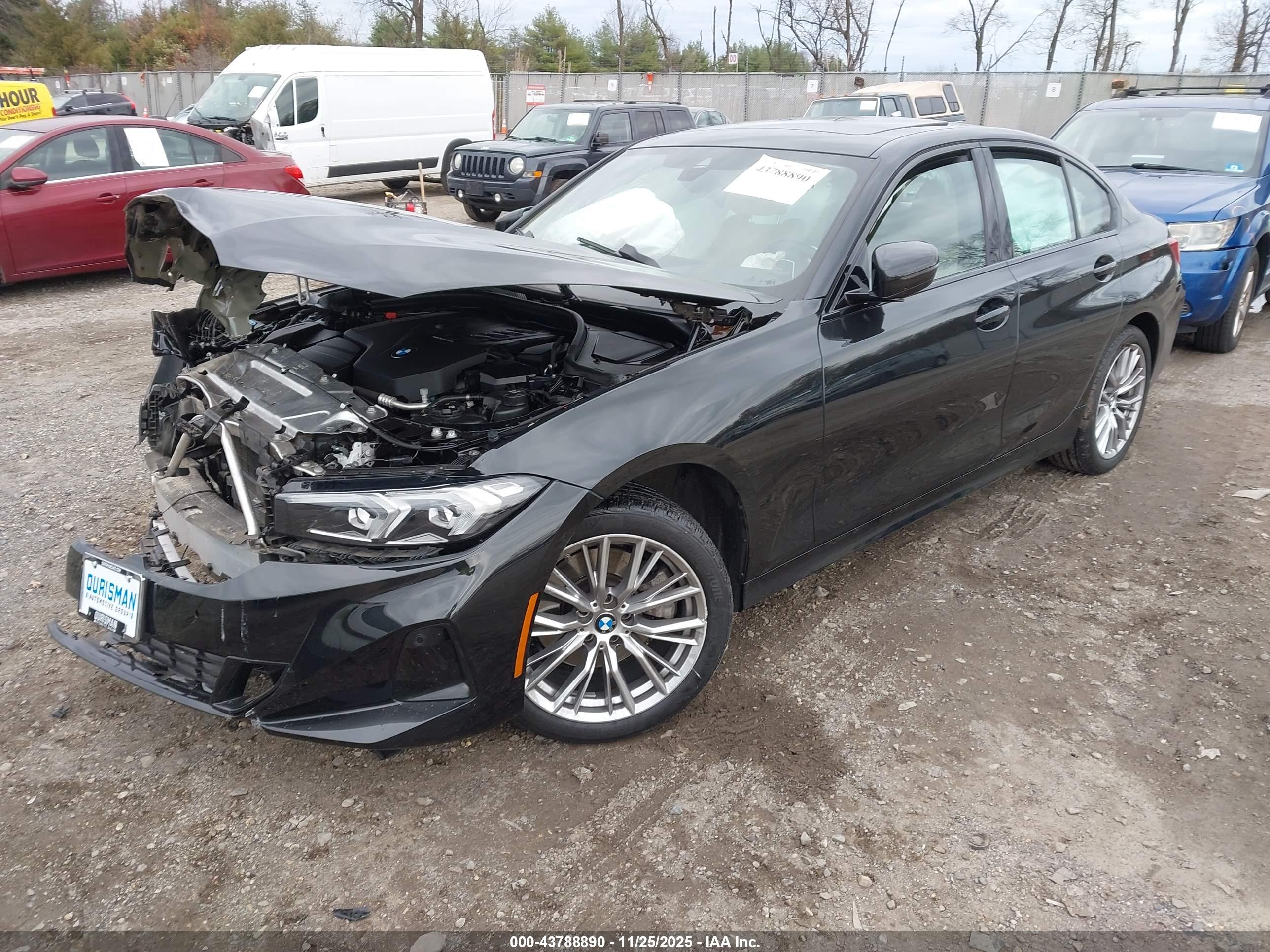 BMW 330I image 2