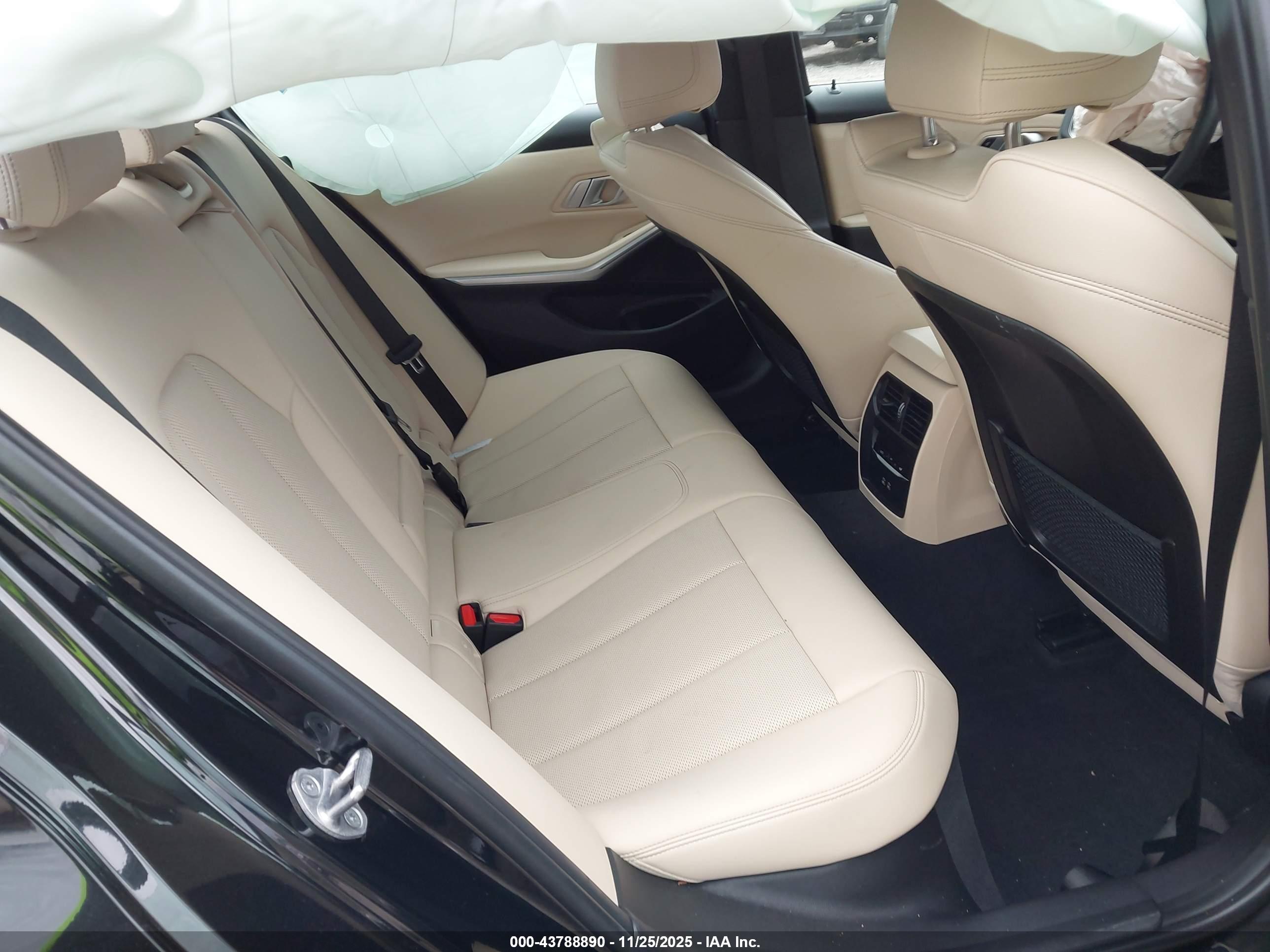 BMW 330I image 8
