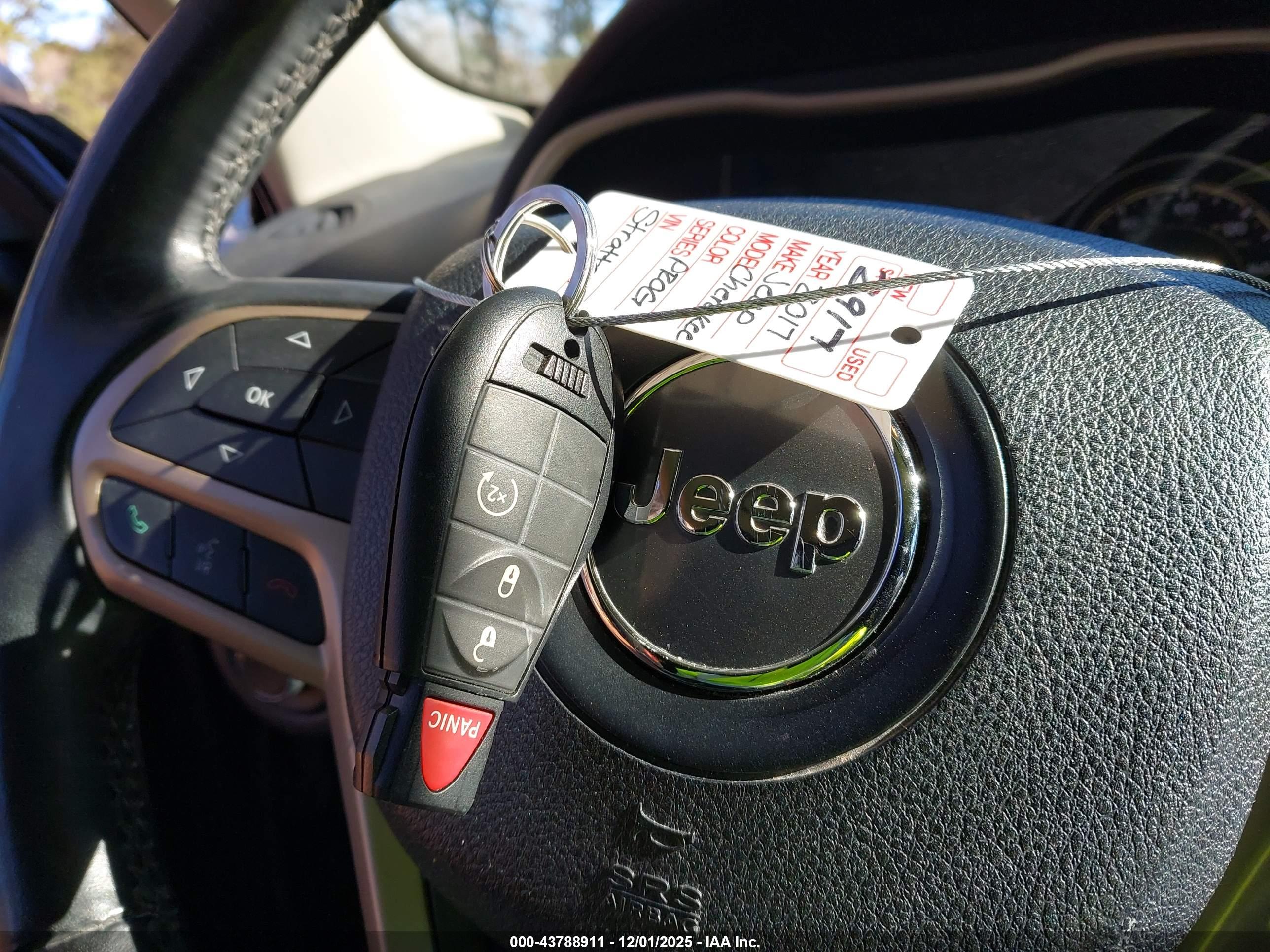 JEEP CHEROKEE image 11
