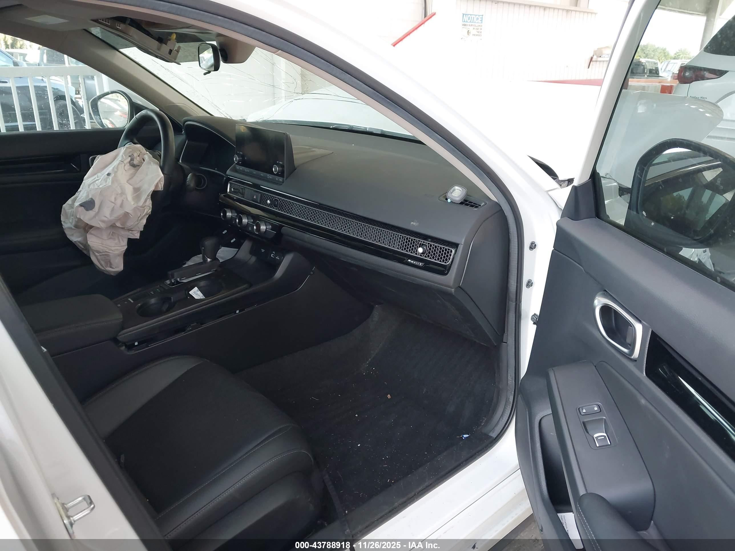 HONDA CIVIC image 5