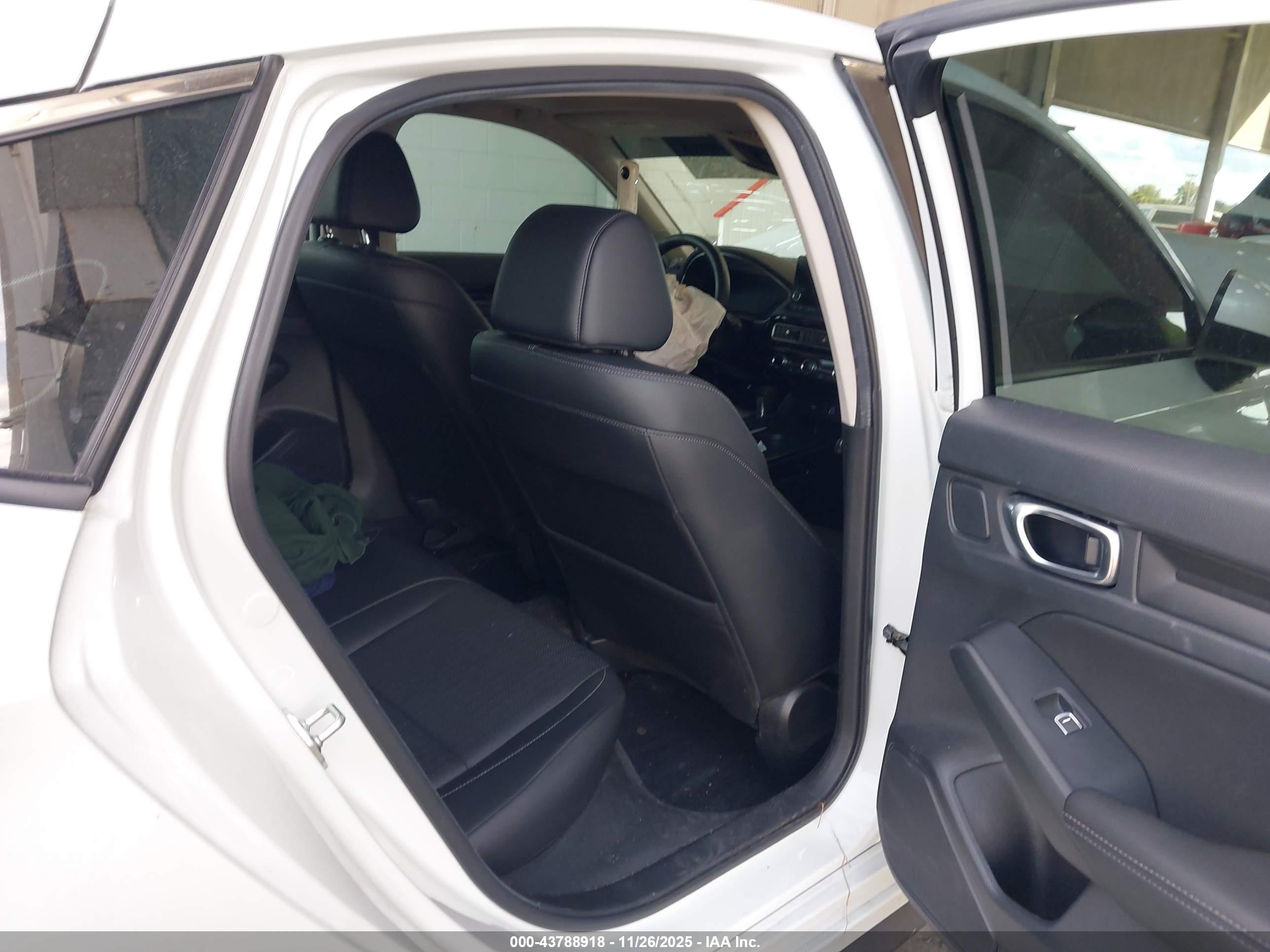 HONDA CIVIC image 8