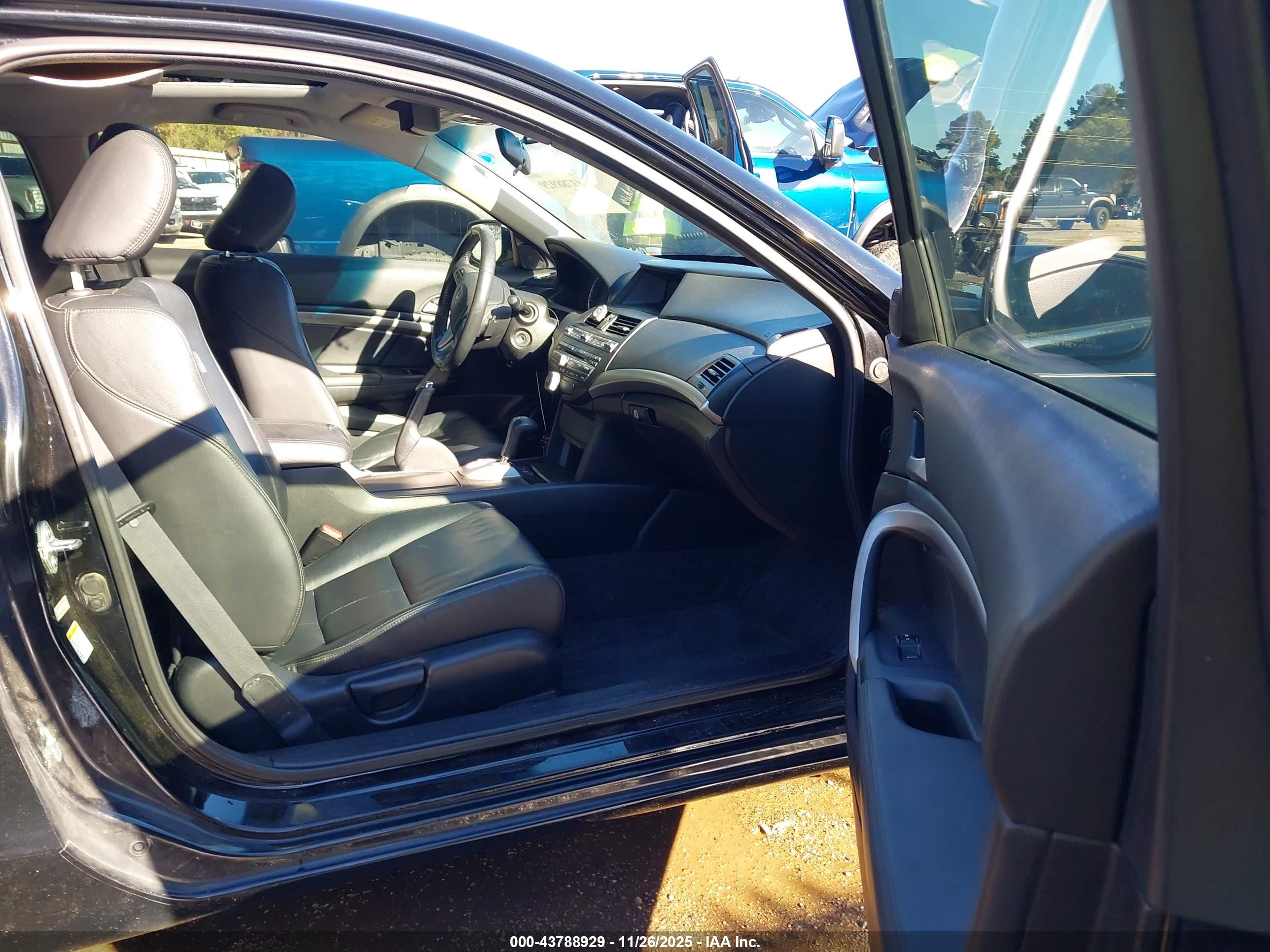 HONDA ACCORD image 5
