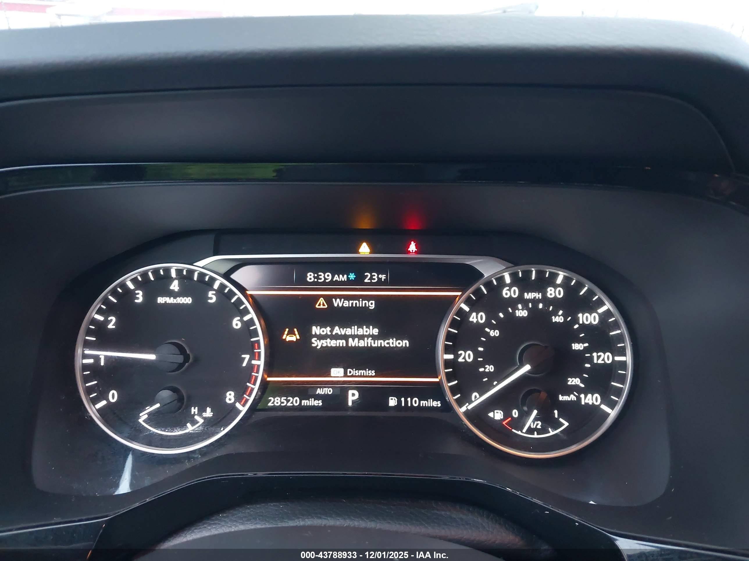 NISSAN PATHFINDER image 7