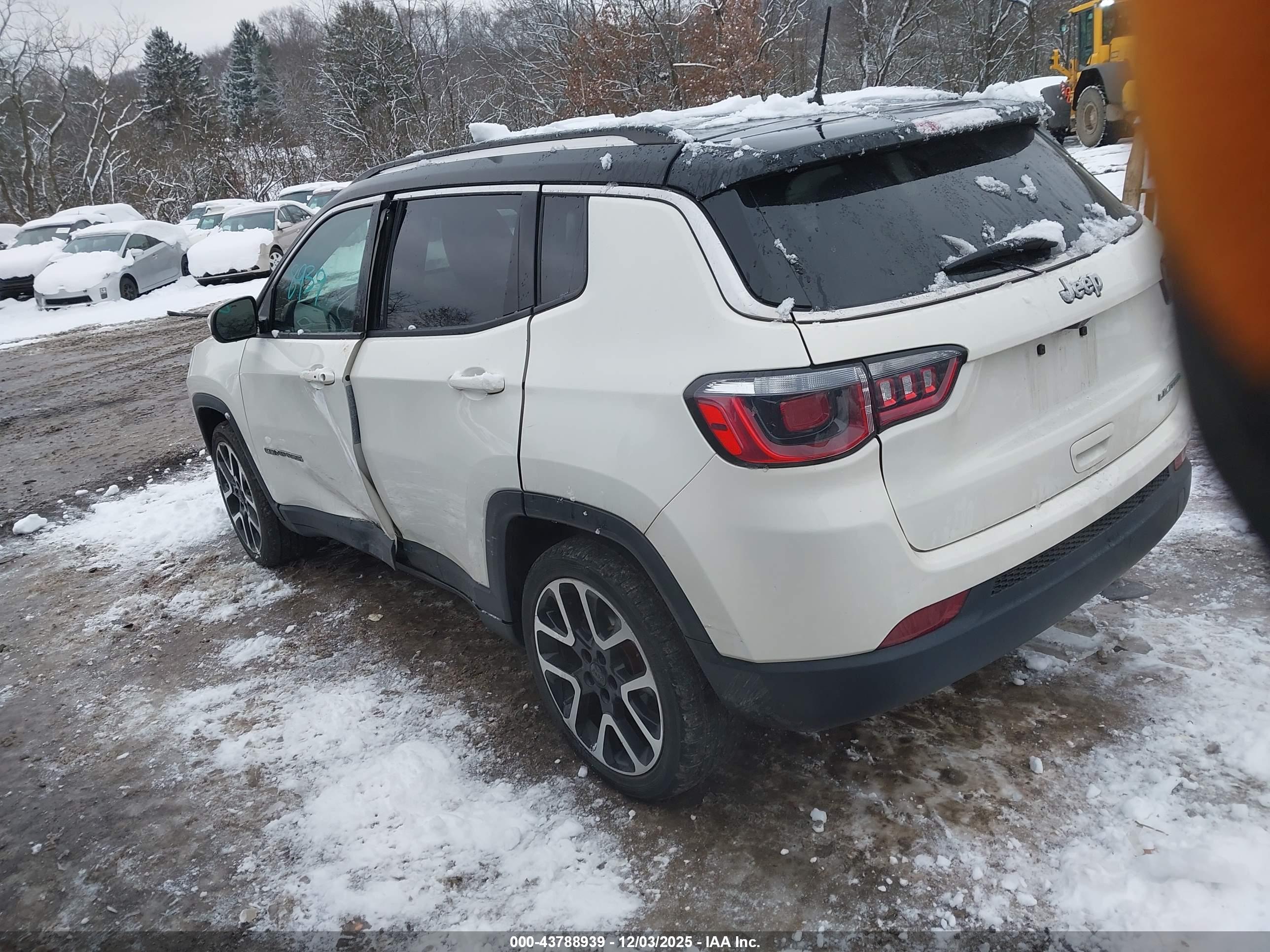 JEEP COMPASS image 3