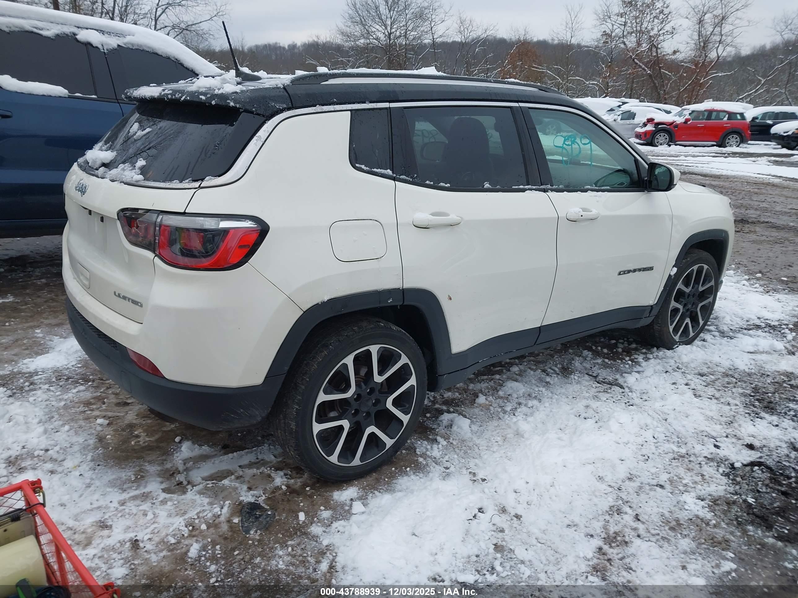 JEEP COMPASS image 4