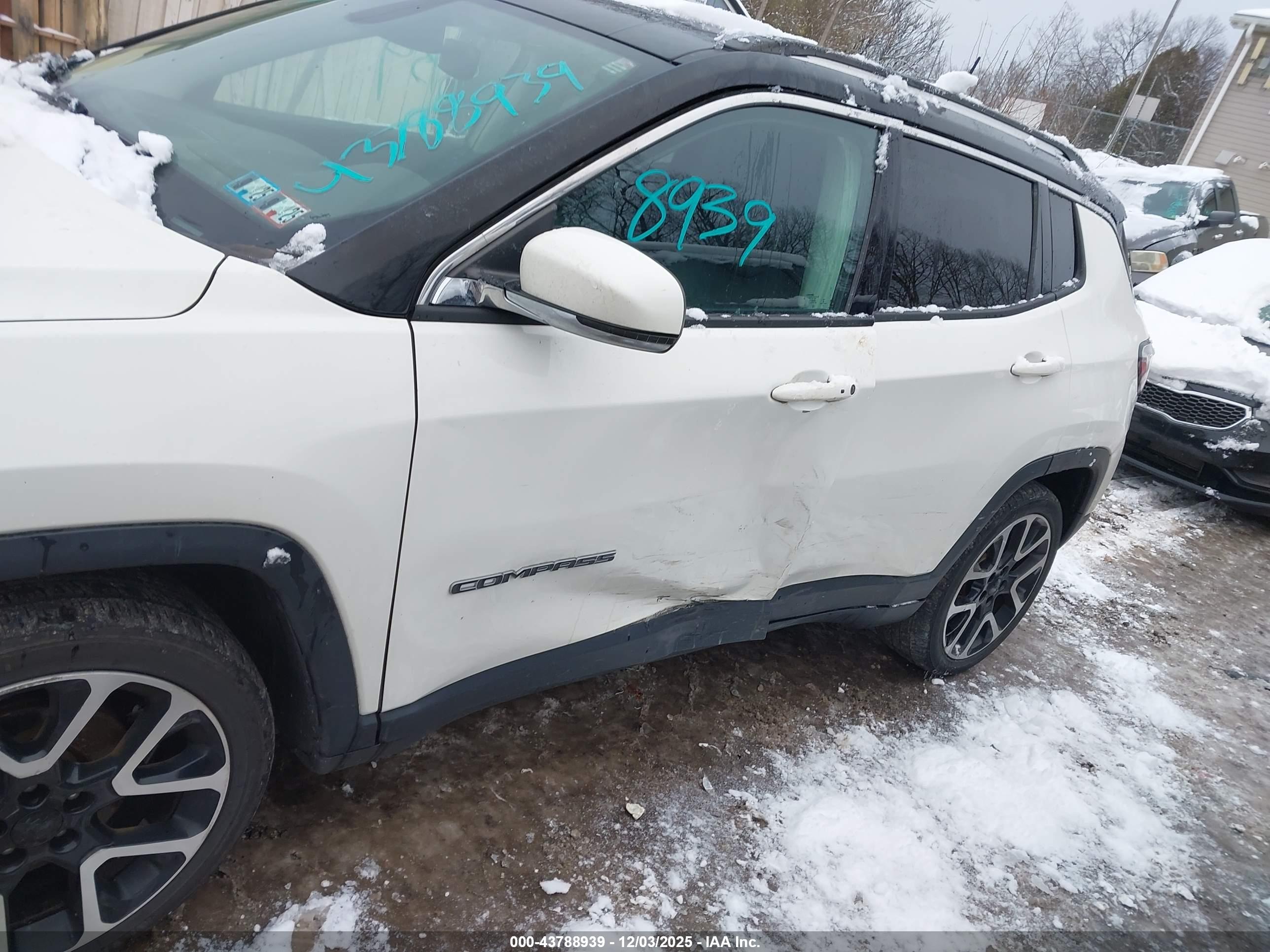 JEEP COMPASS image 6