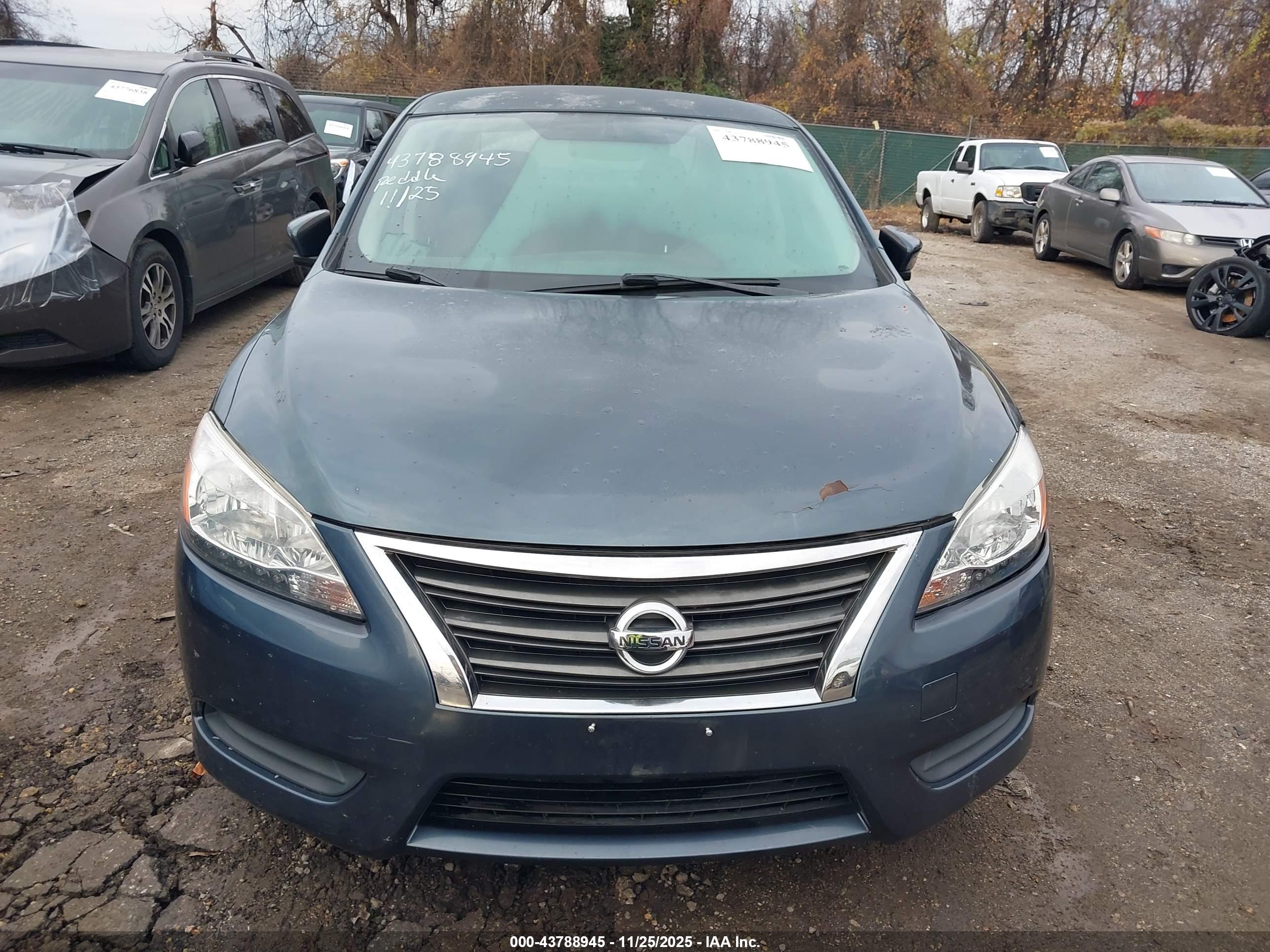NISSAN SENTRA image 6