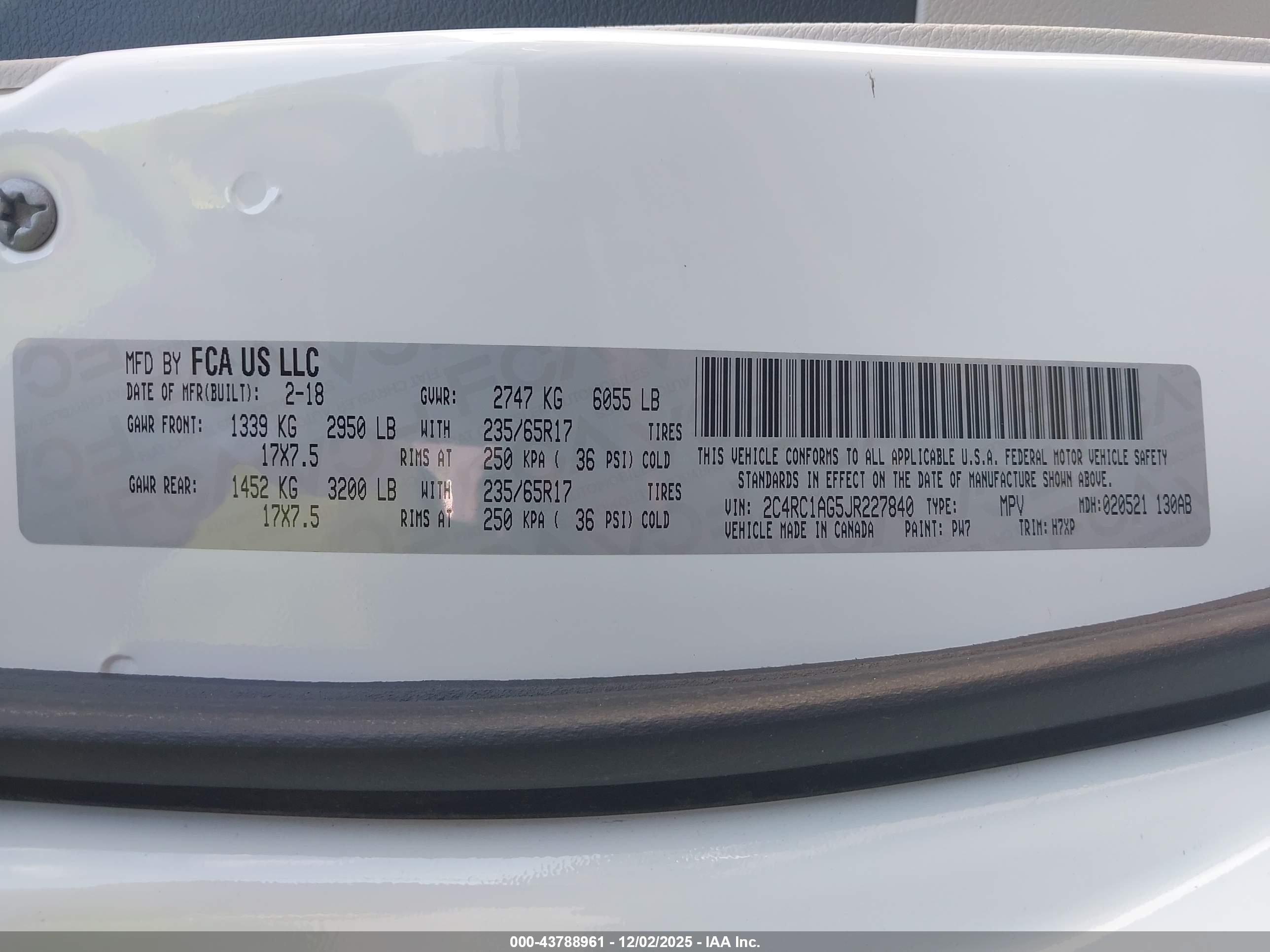 CHRYSLER PACIFICA image 9