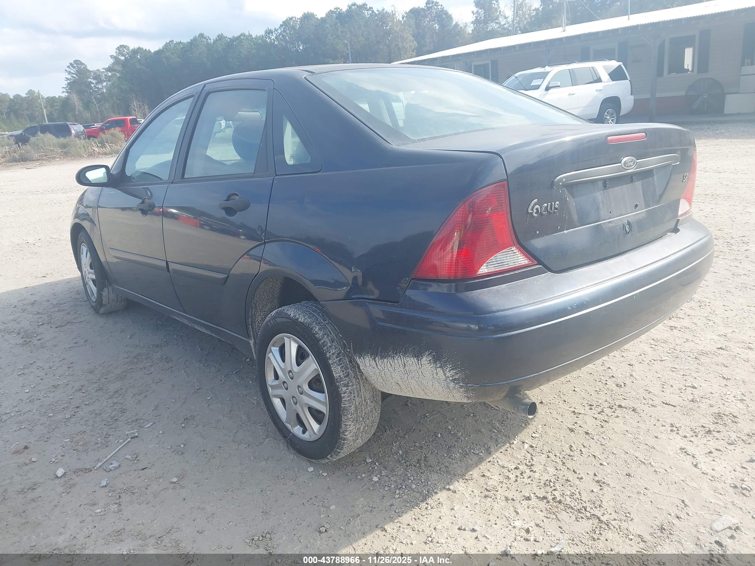 FORD FOCUS image 3