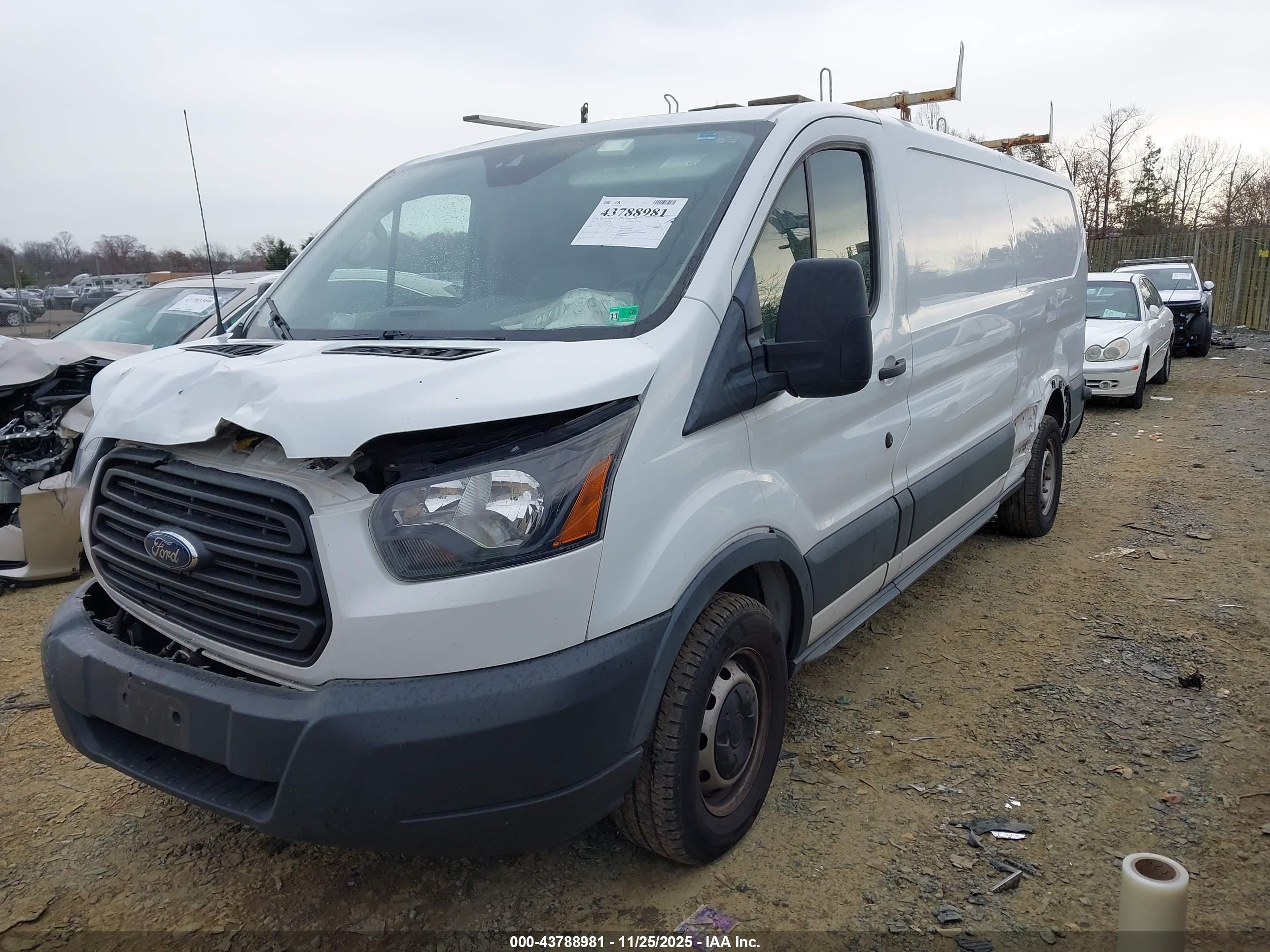 FORD TRANSIT-250 image 2