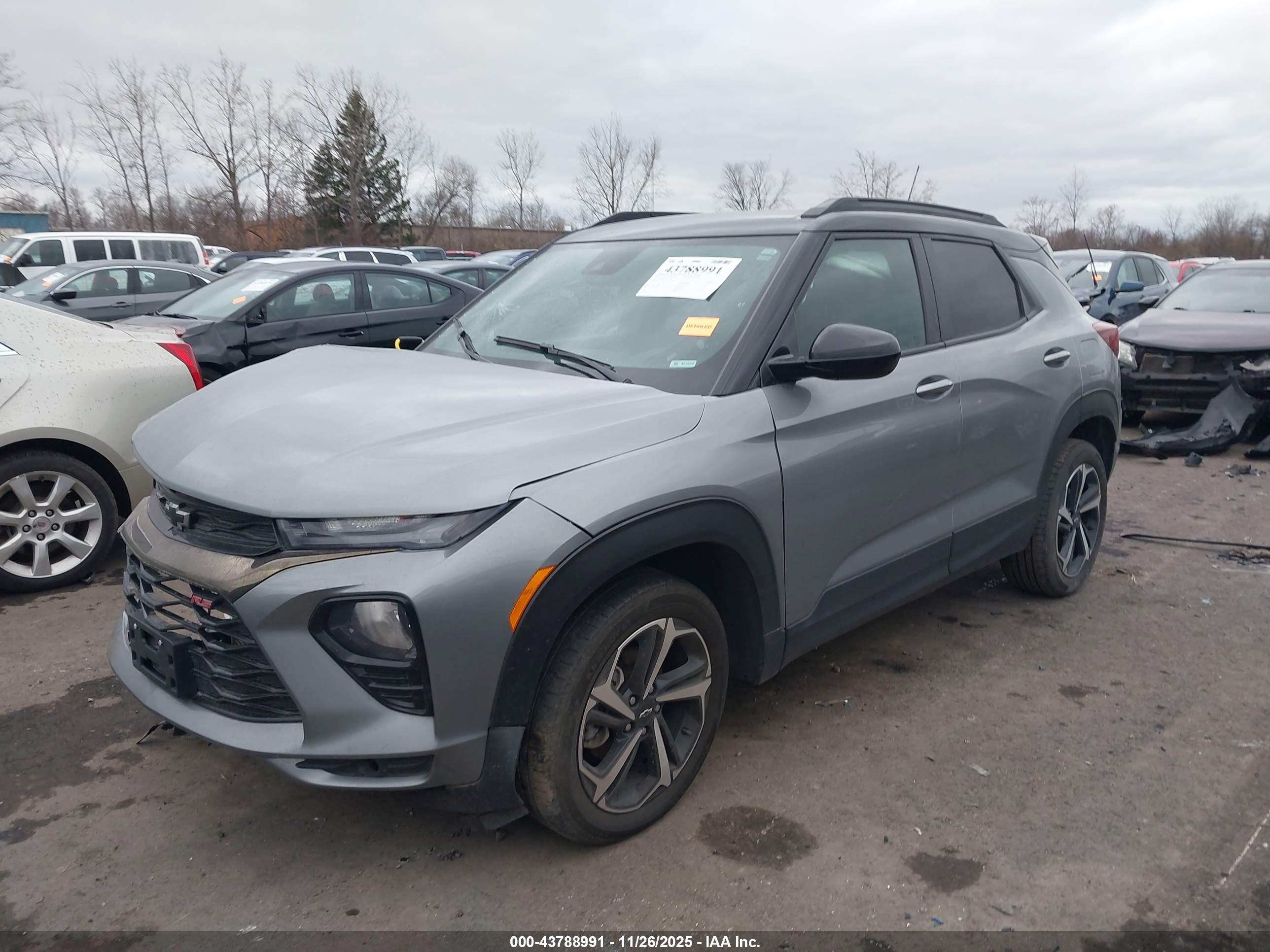 CHEVROLET TRAILBLAZER image 2