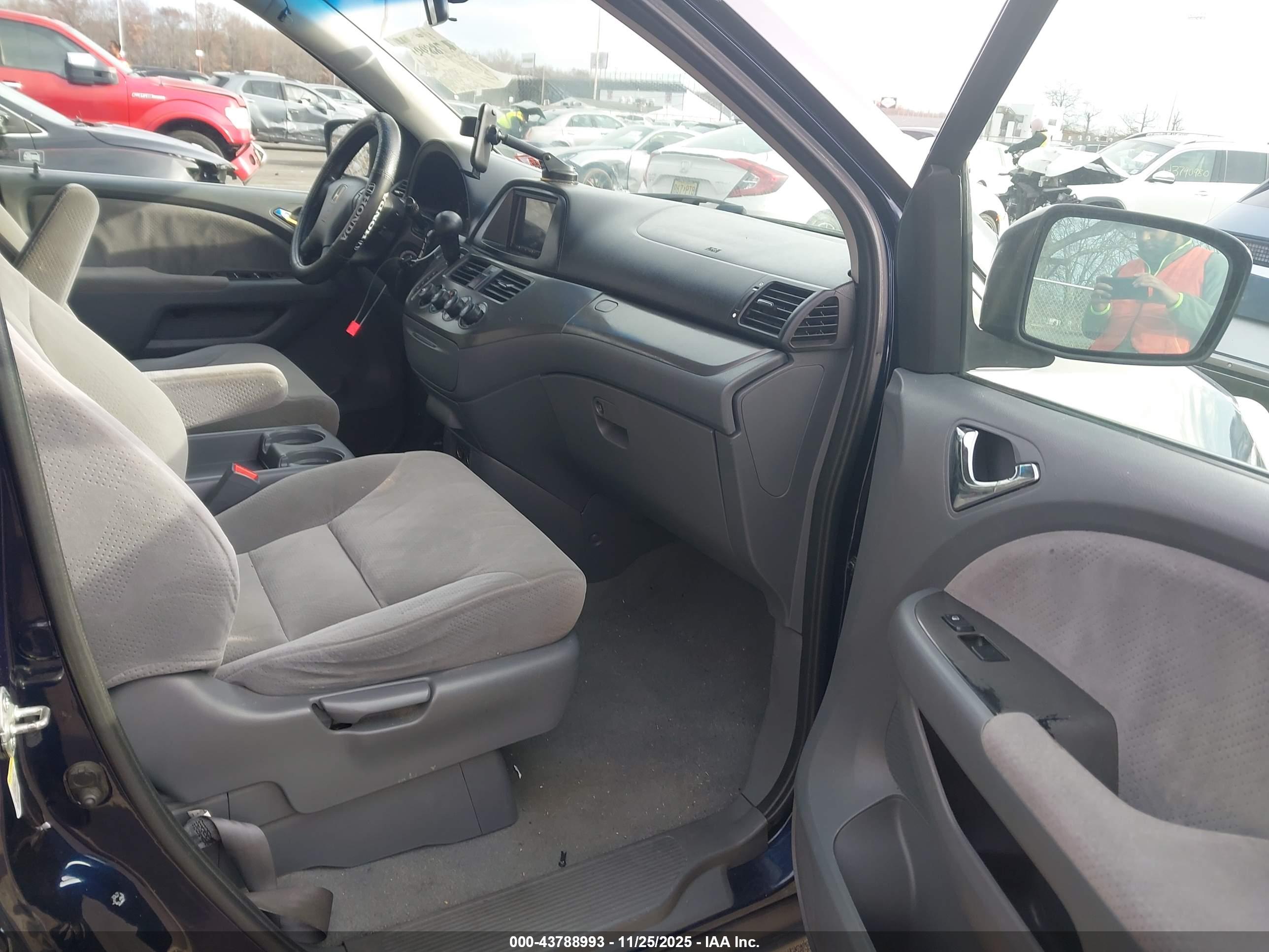 HONDA ODYSSEY image 5