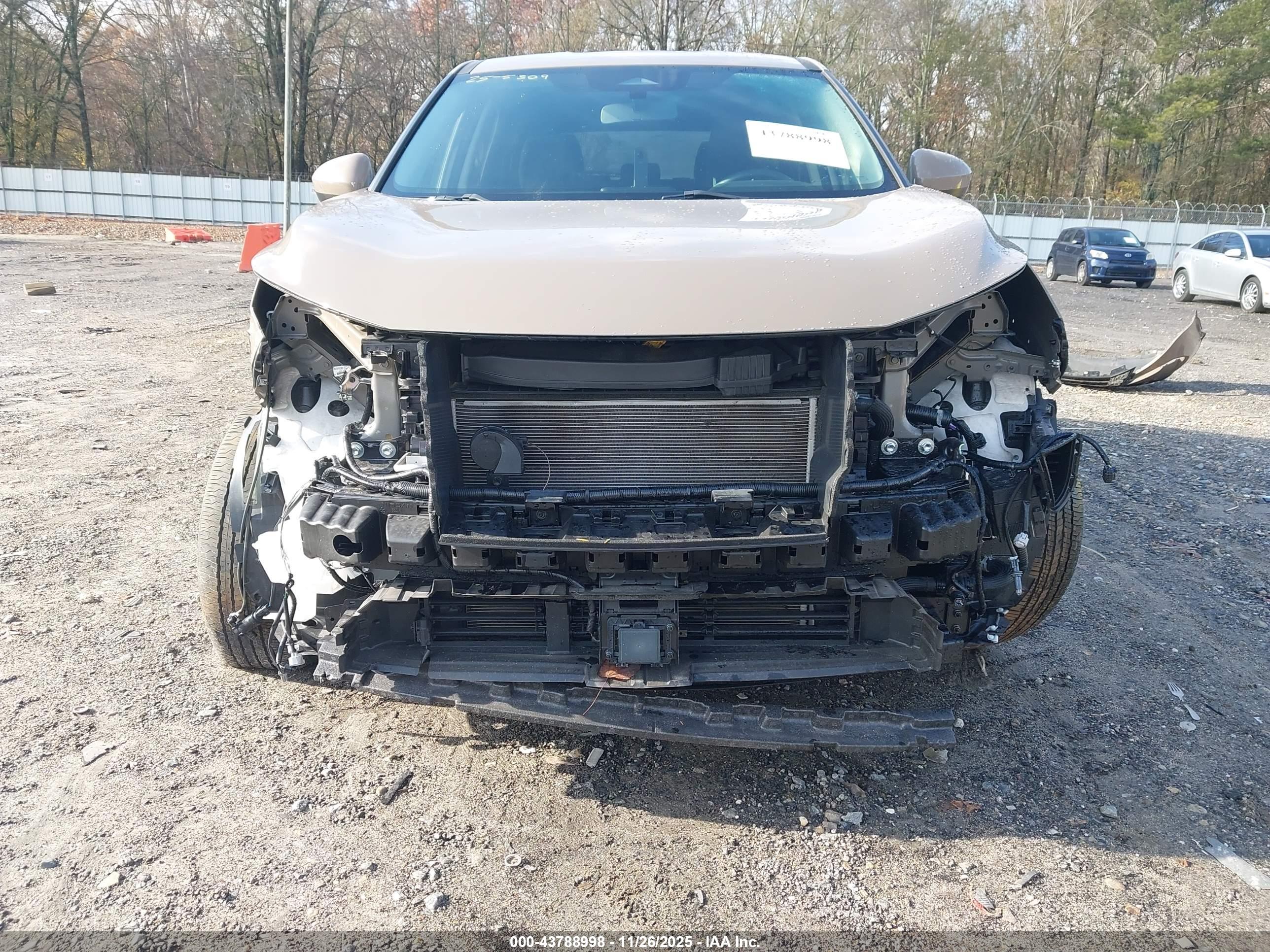 NISSAN ROGUE image 6