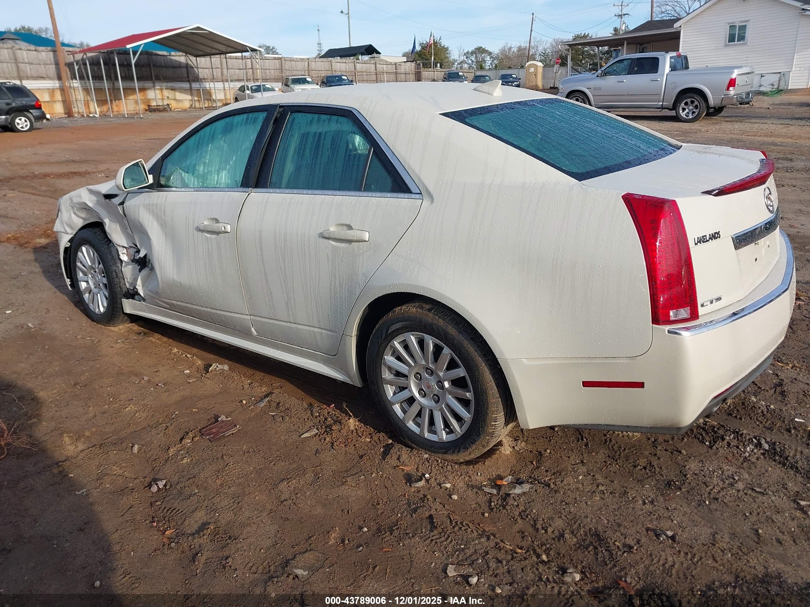 CADILLAC CTS image 3