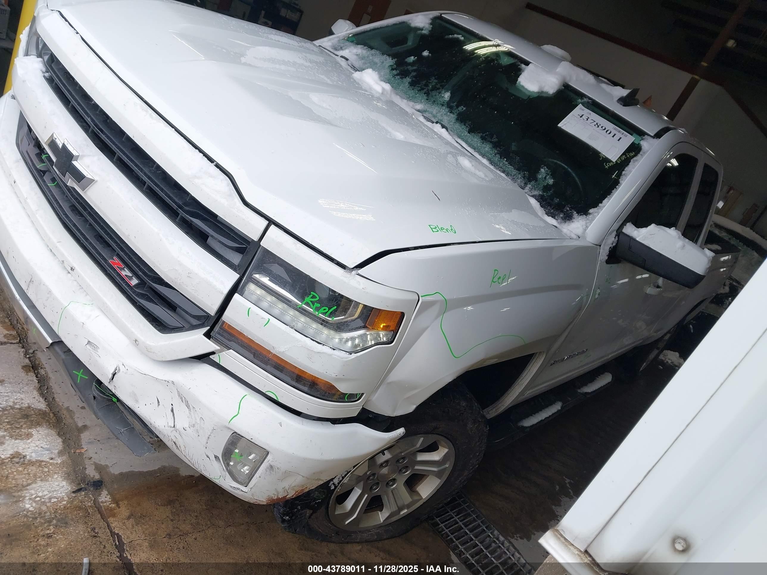 CHEVROLET SILVERADO image 2
