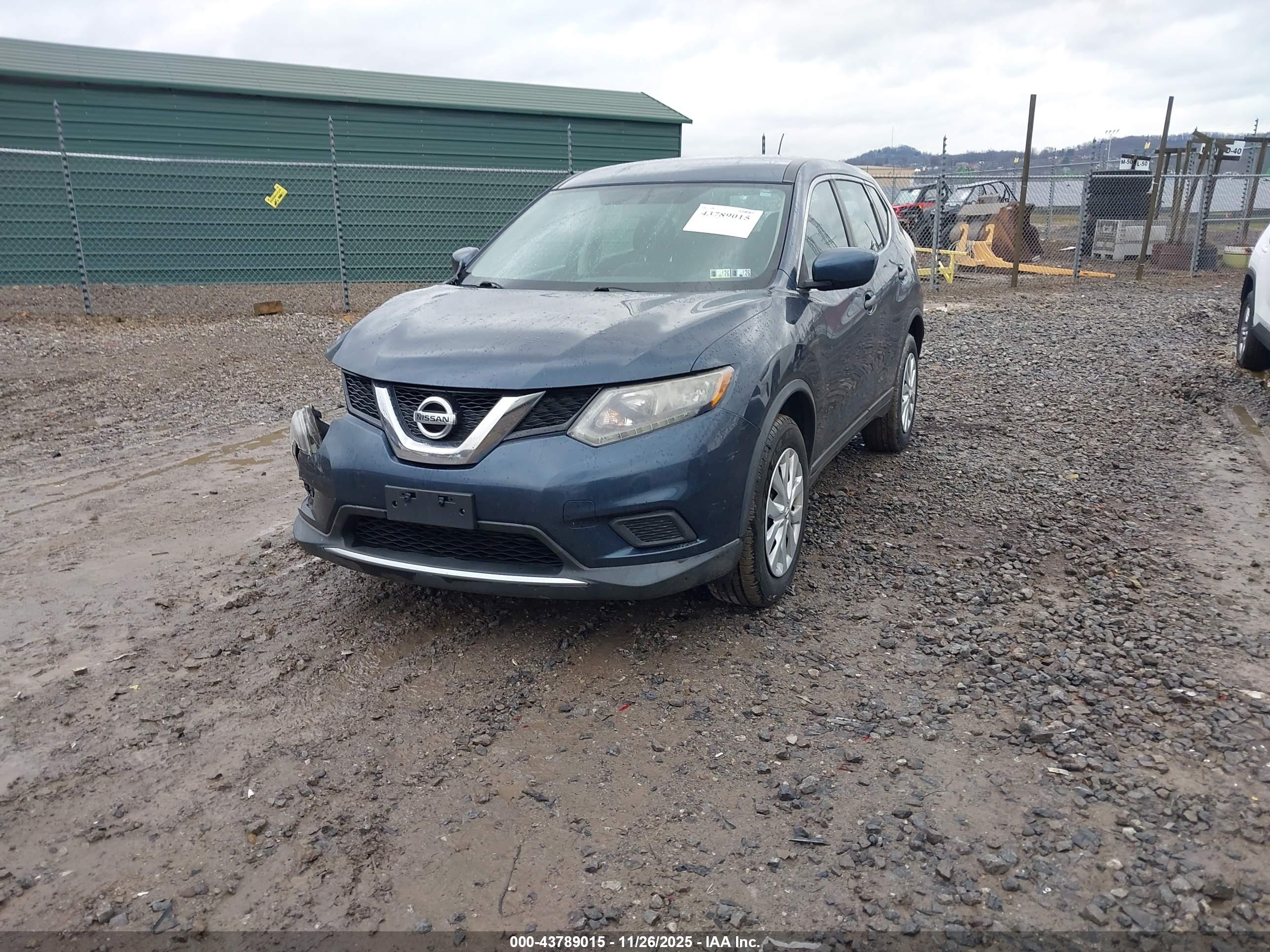 NISSAN ROGUE image 2