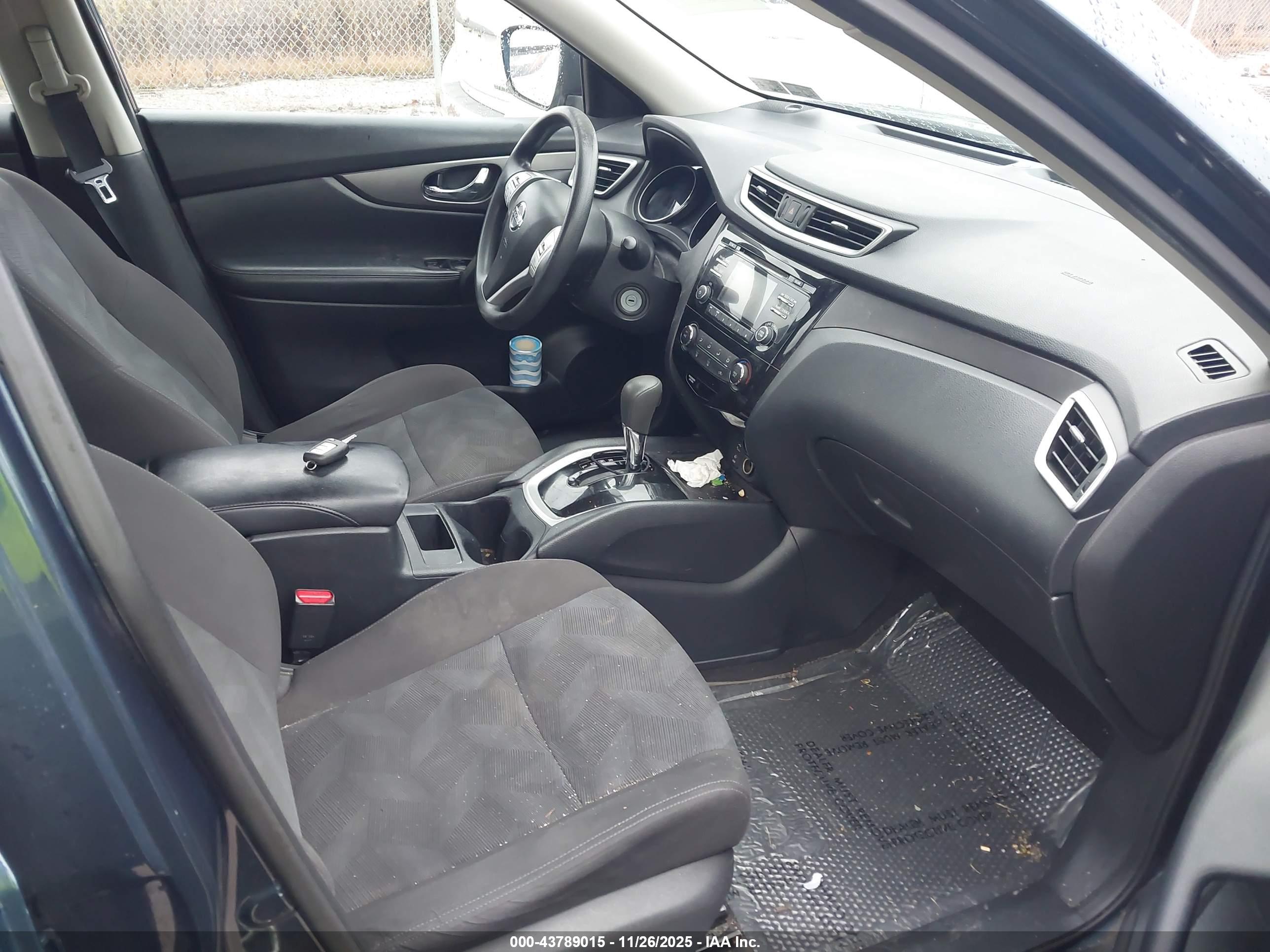 NISSAN ROGUE image 5