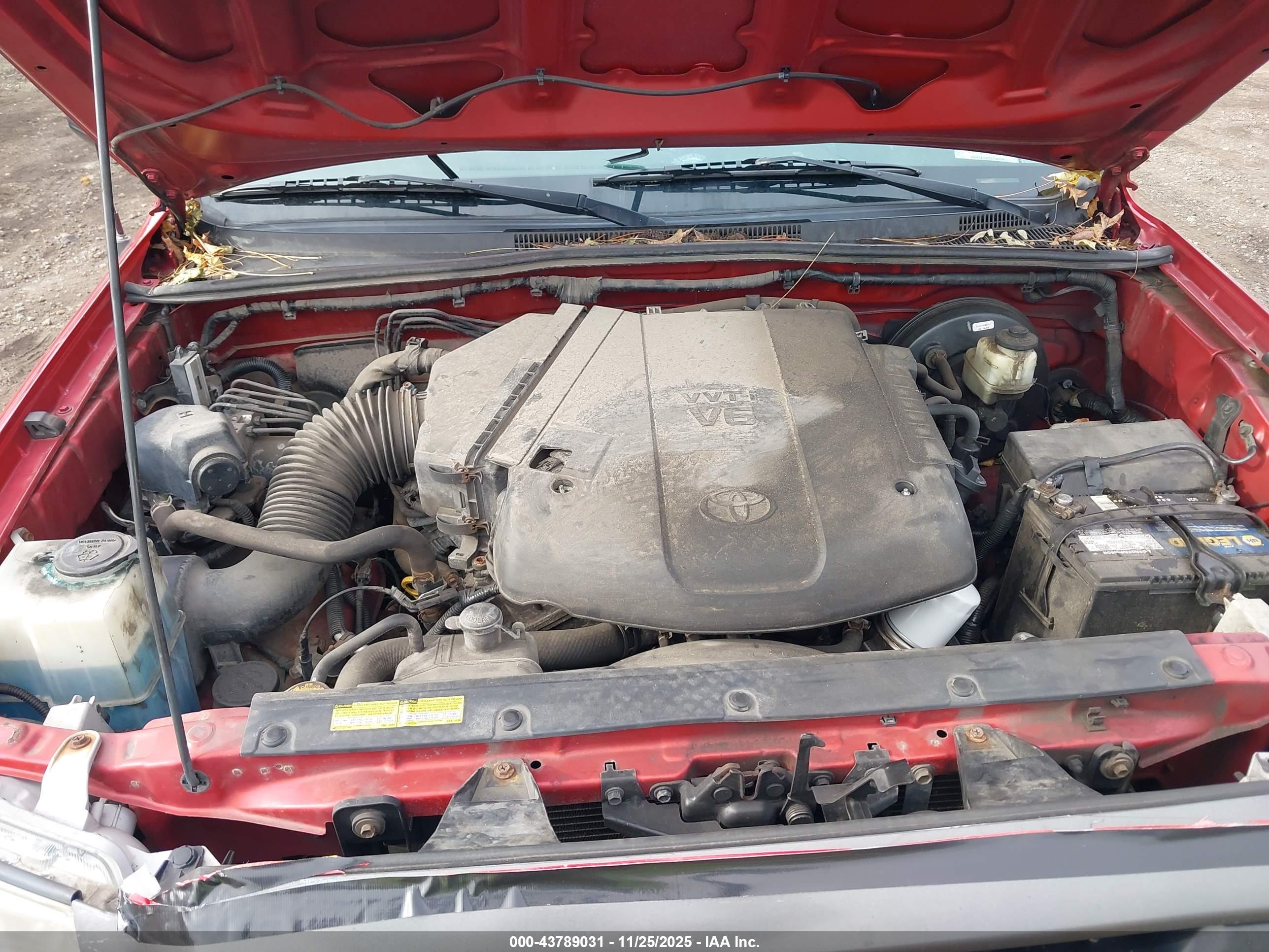 TOYOTA TACOMA image 10