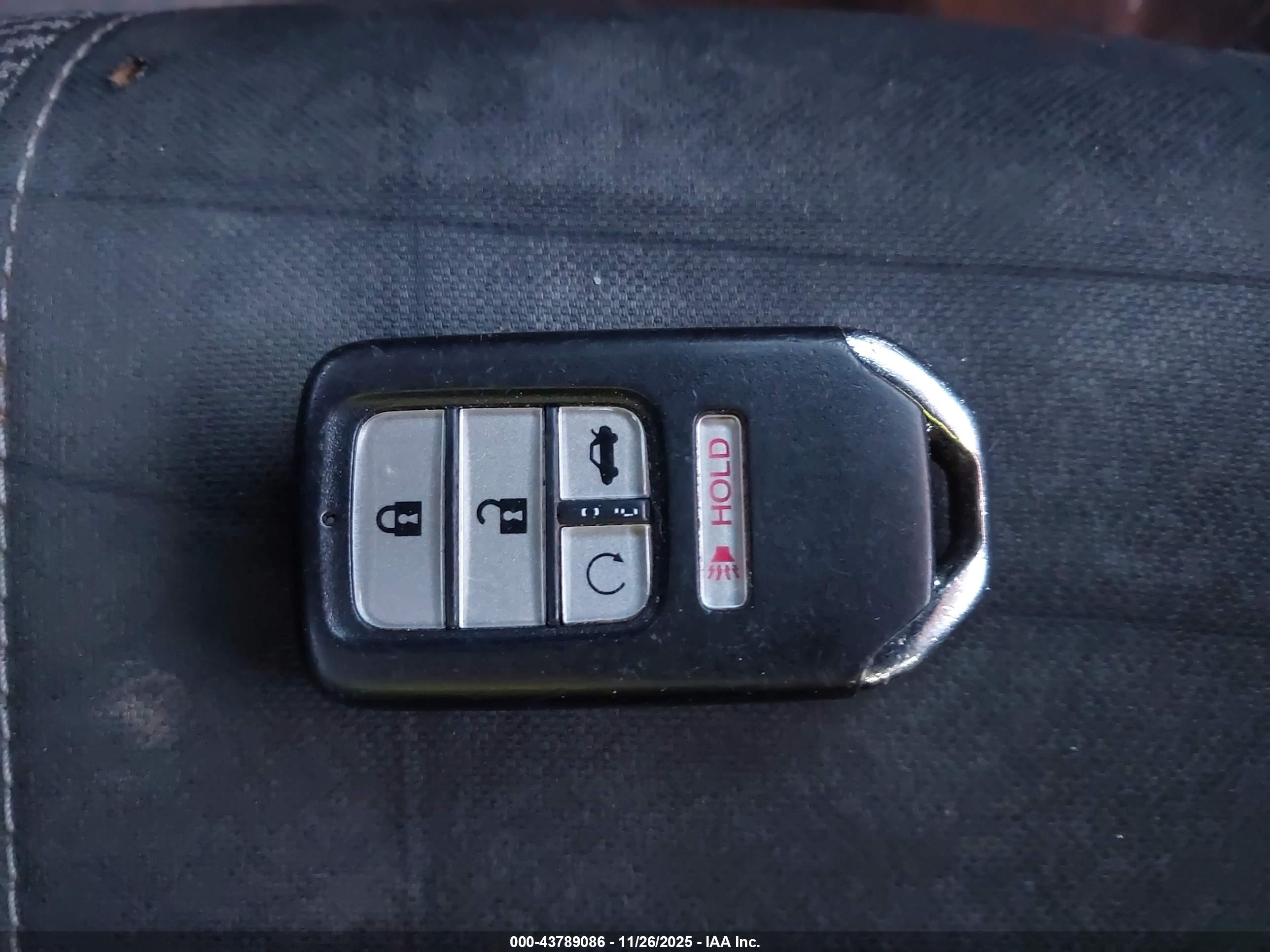 HONDA CIVIC image 11