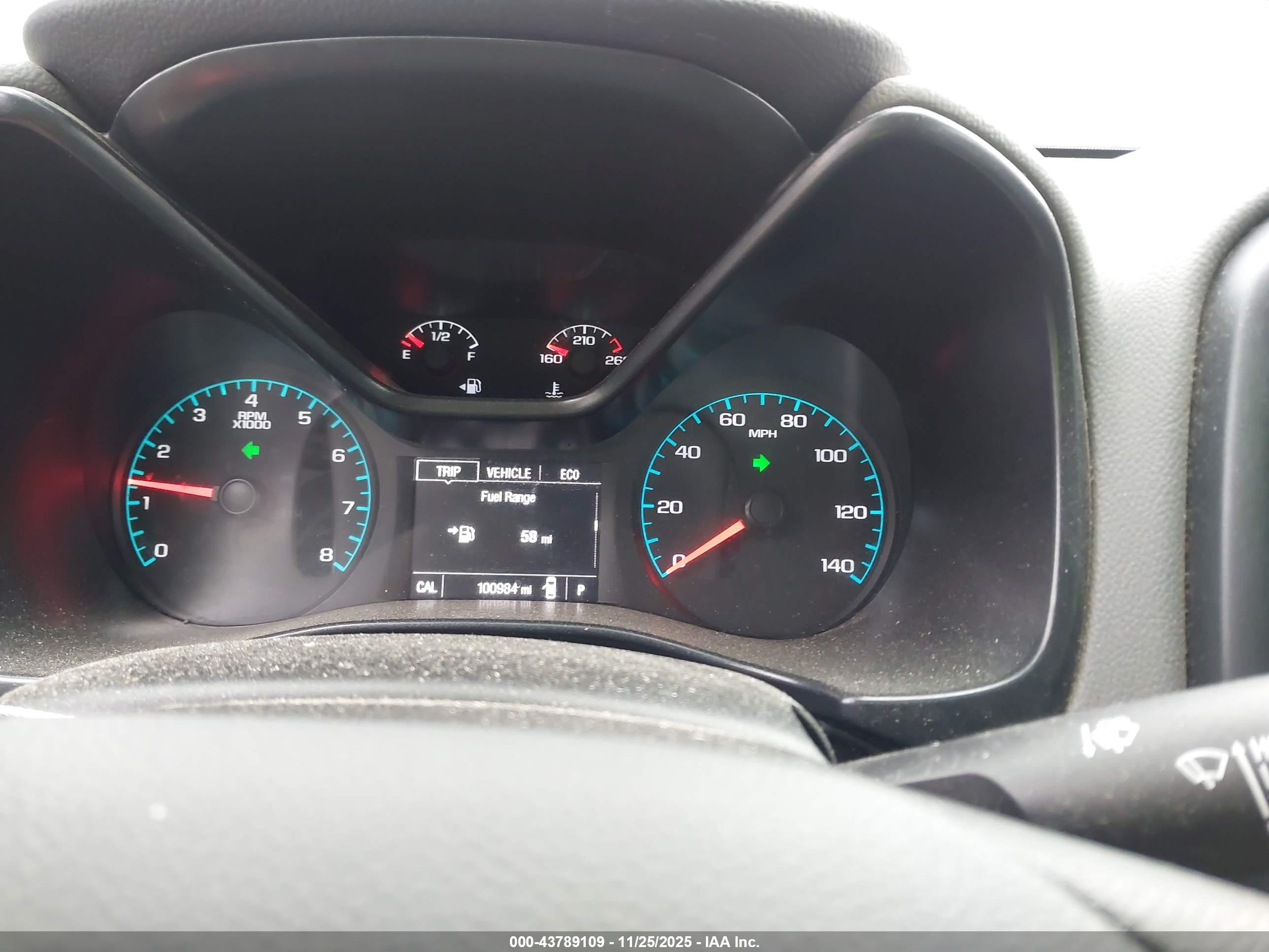 CHEVROLET COLORADO image 7
