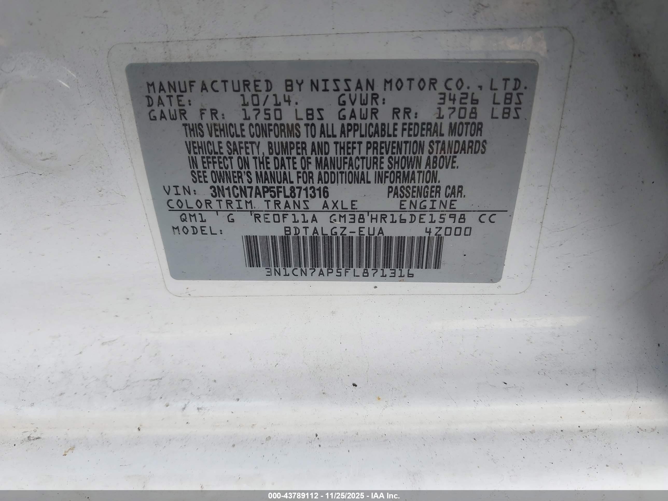 NISSAN VERSA image 9