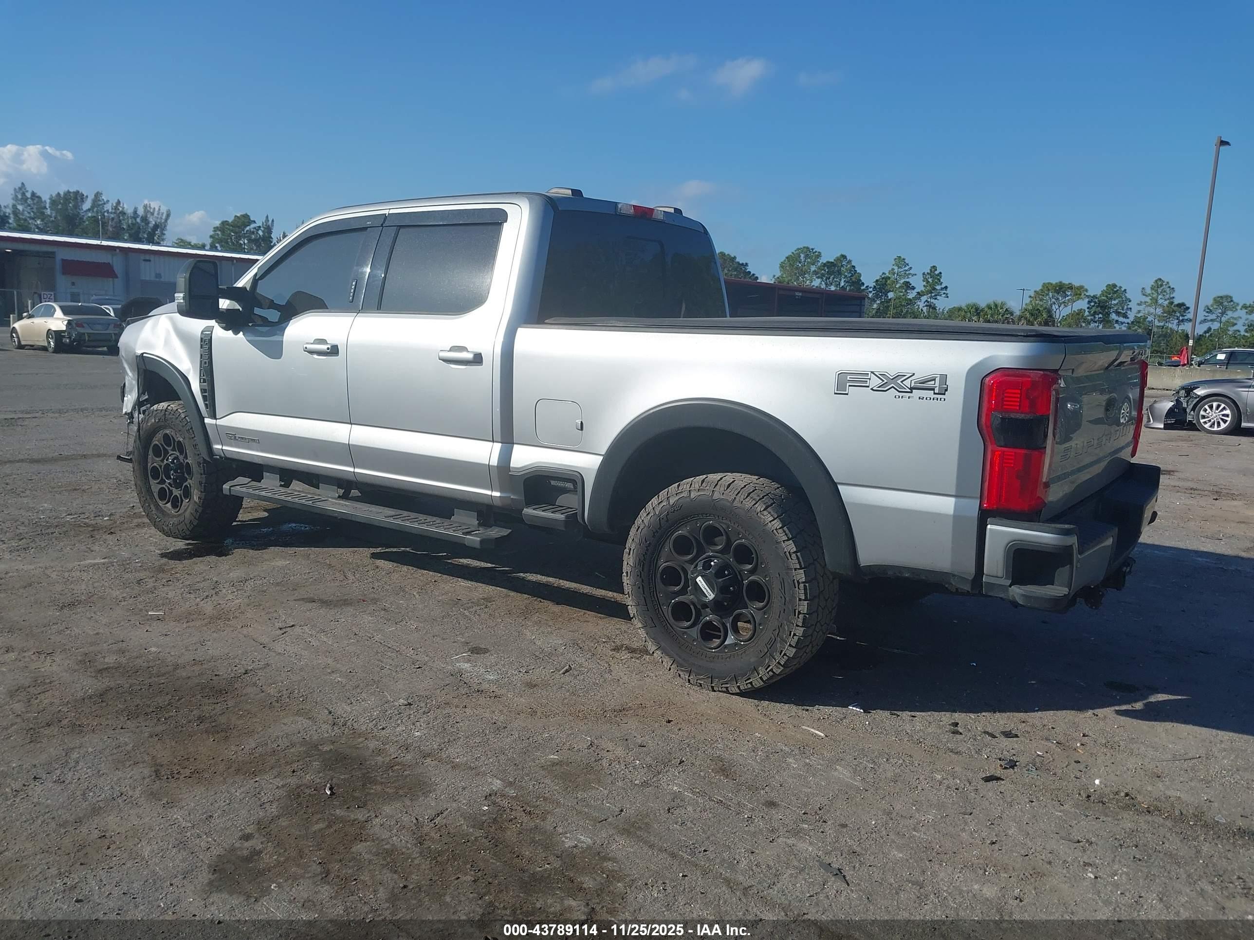 FORD F-250 image 3