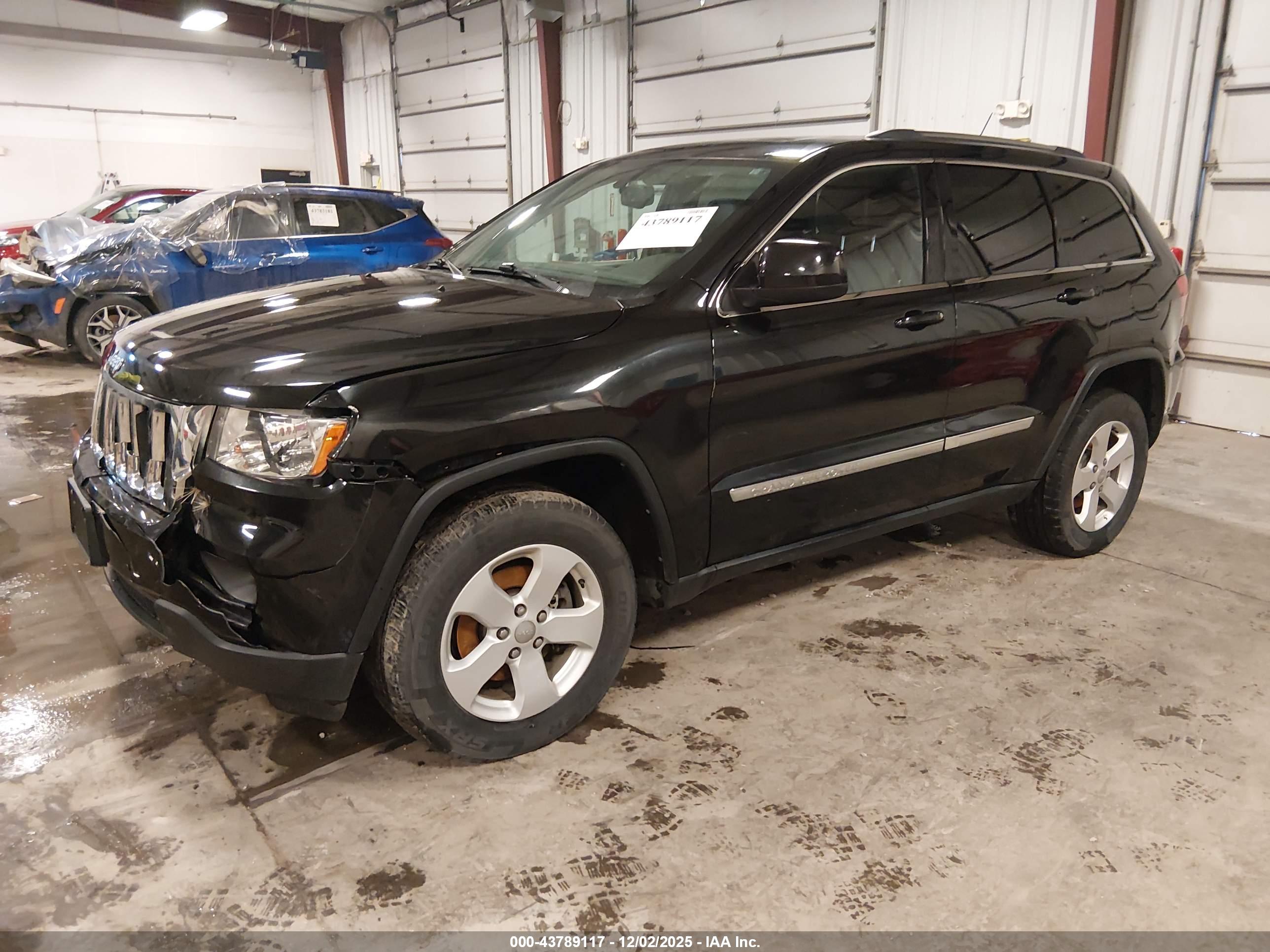 JEEP GRAND image 2