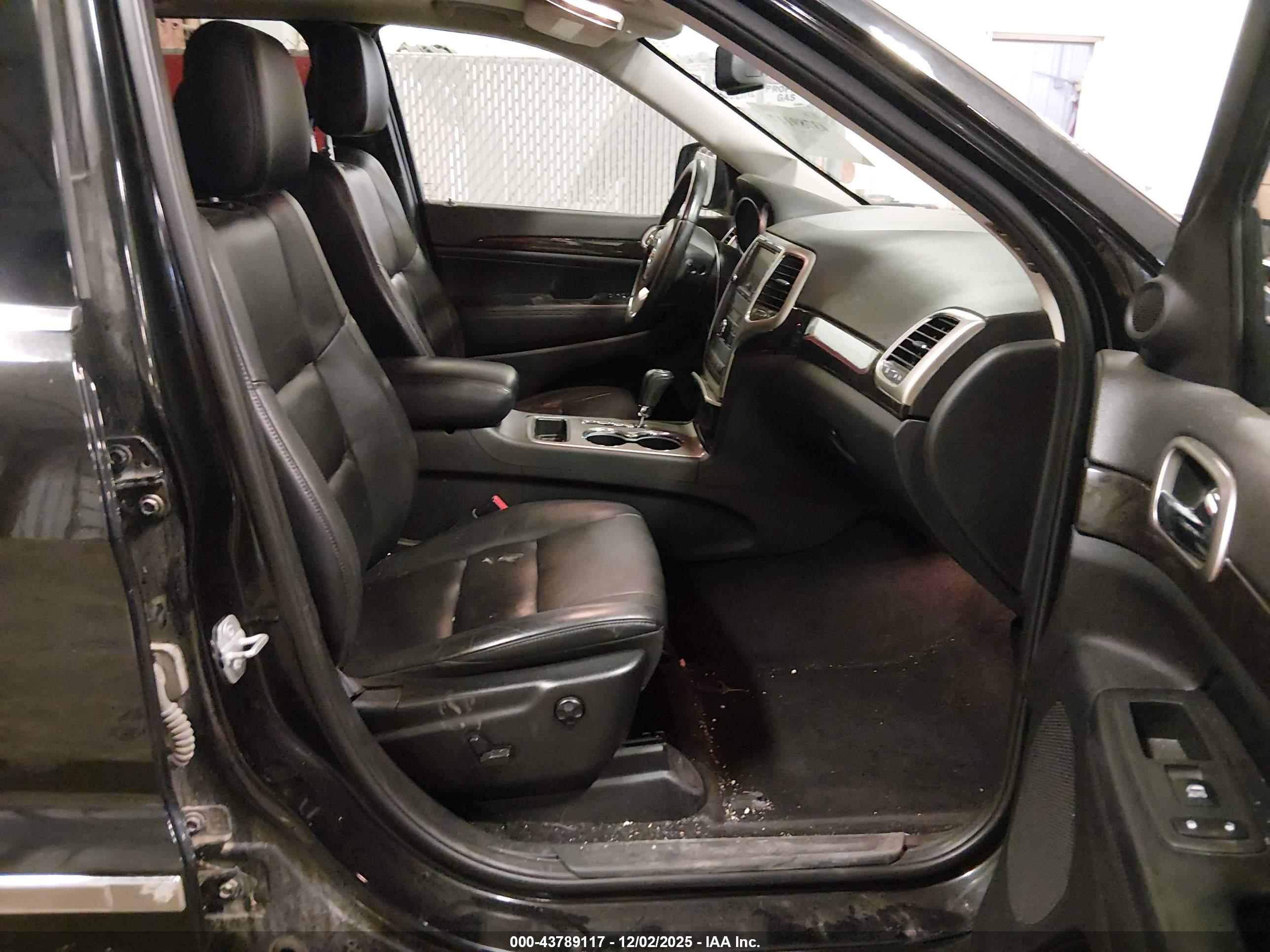 JEEP GRAND image 5