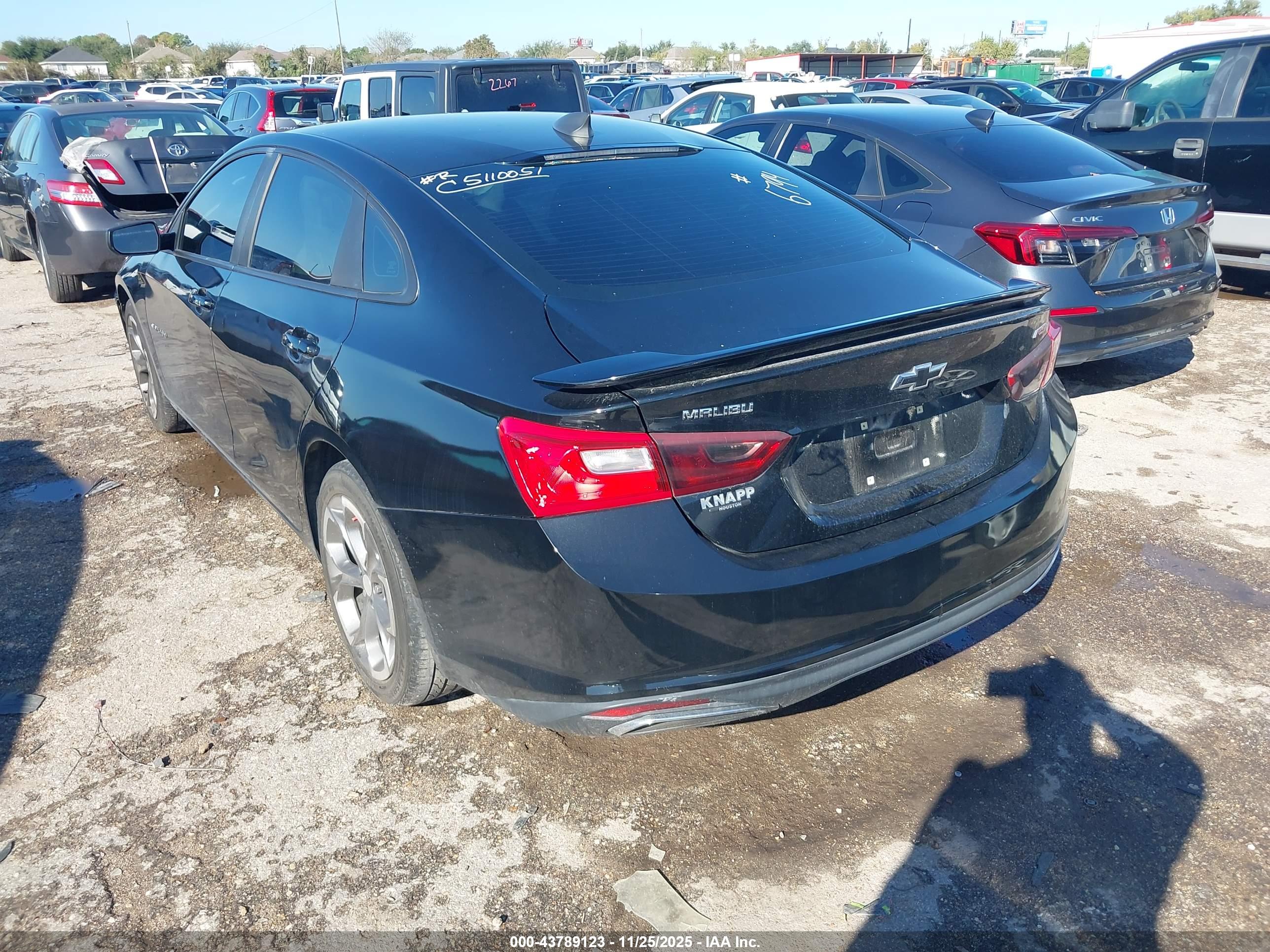 CHEVROLET MALIBU image 3