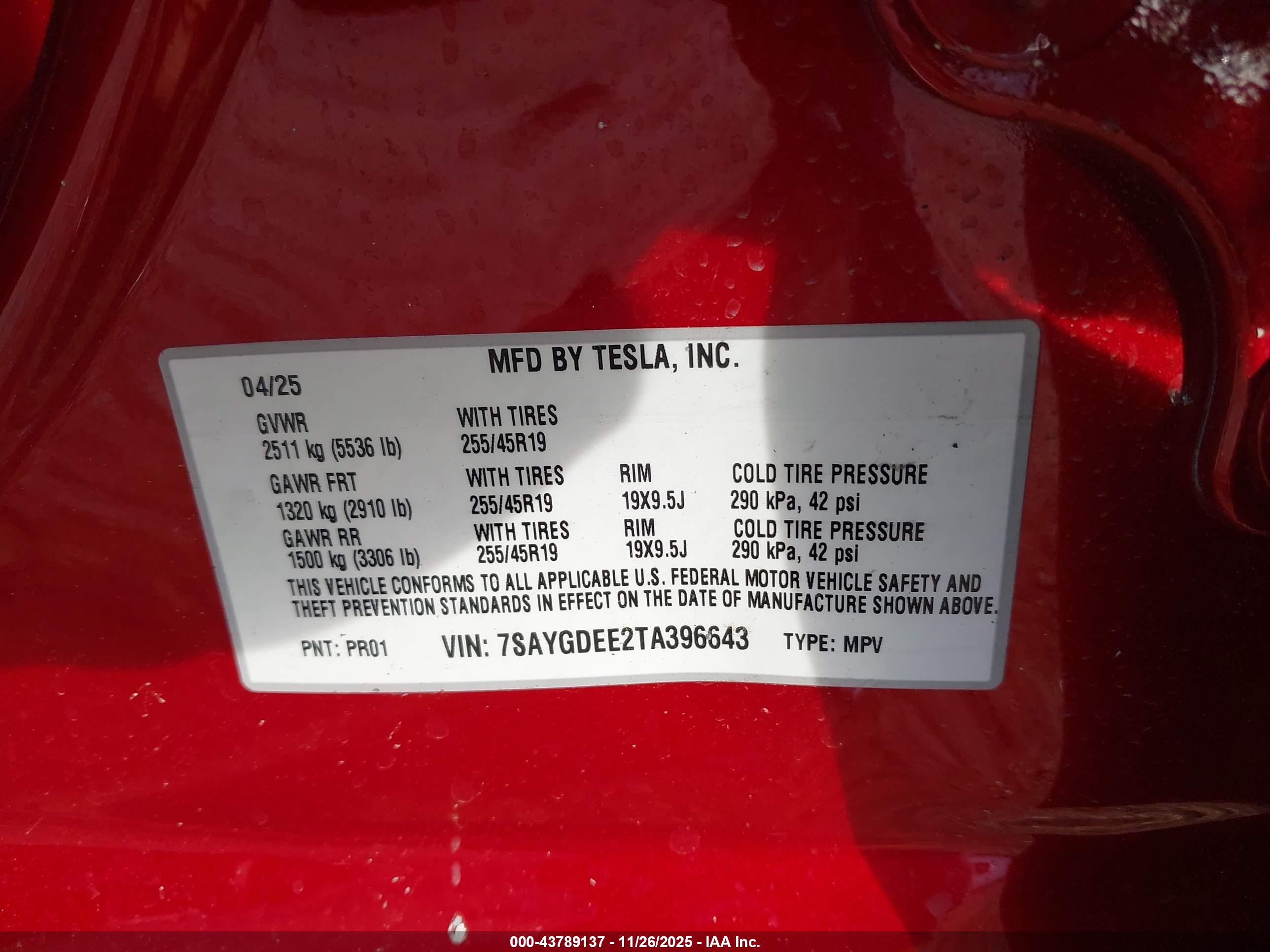 TESLA MODEL image 9