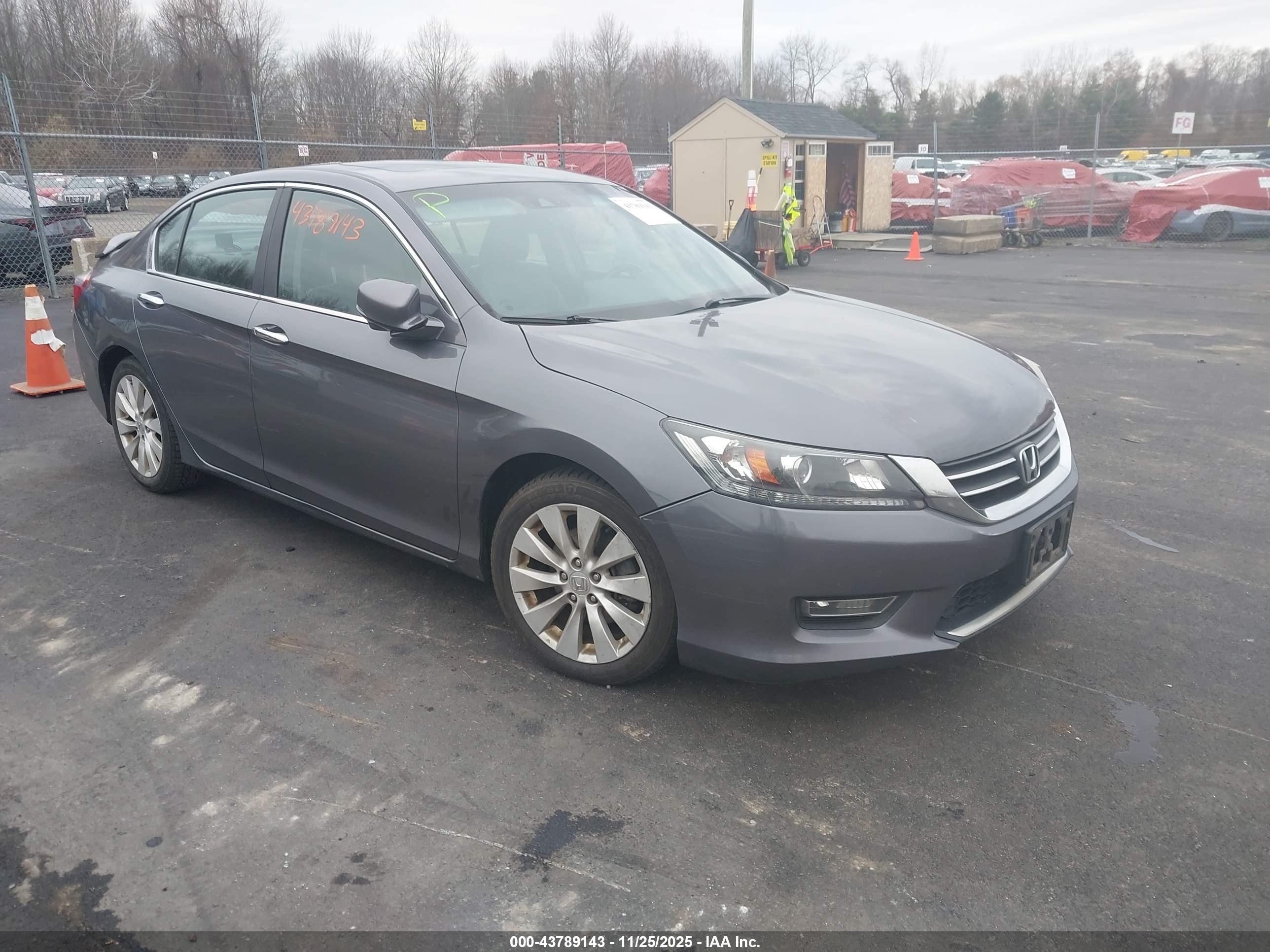 HONDA ACCORD image 3