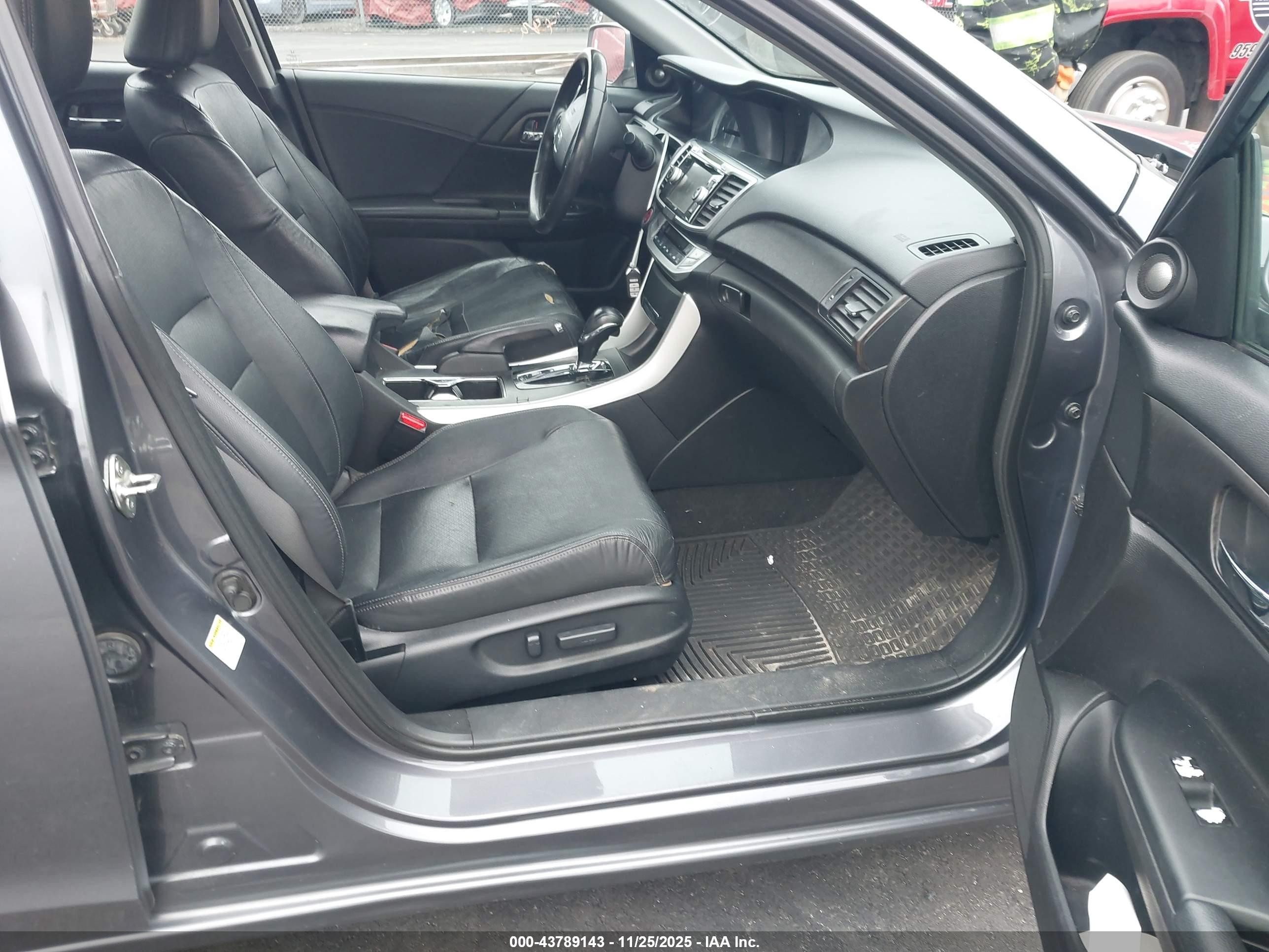 HONDA ACCORD image 5