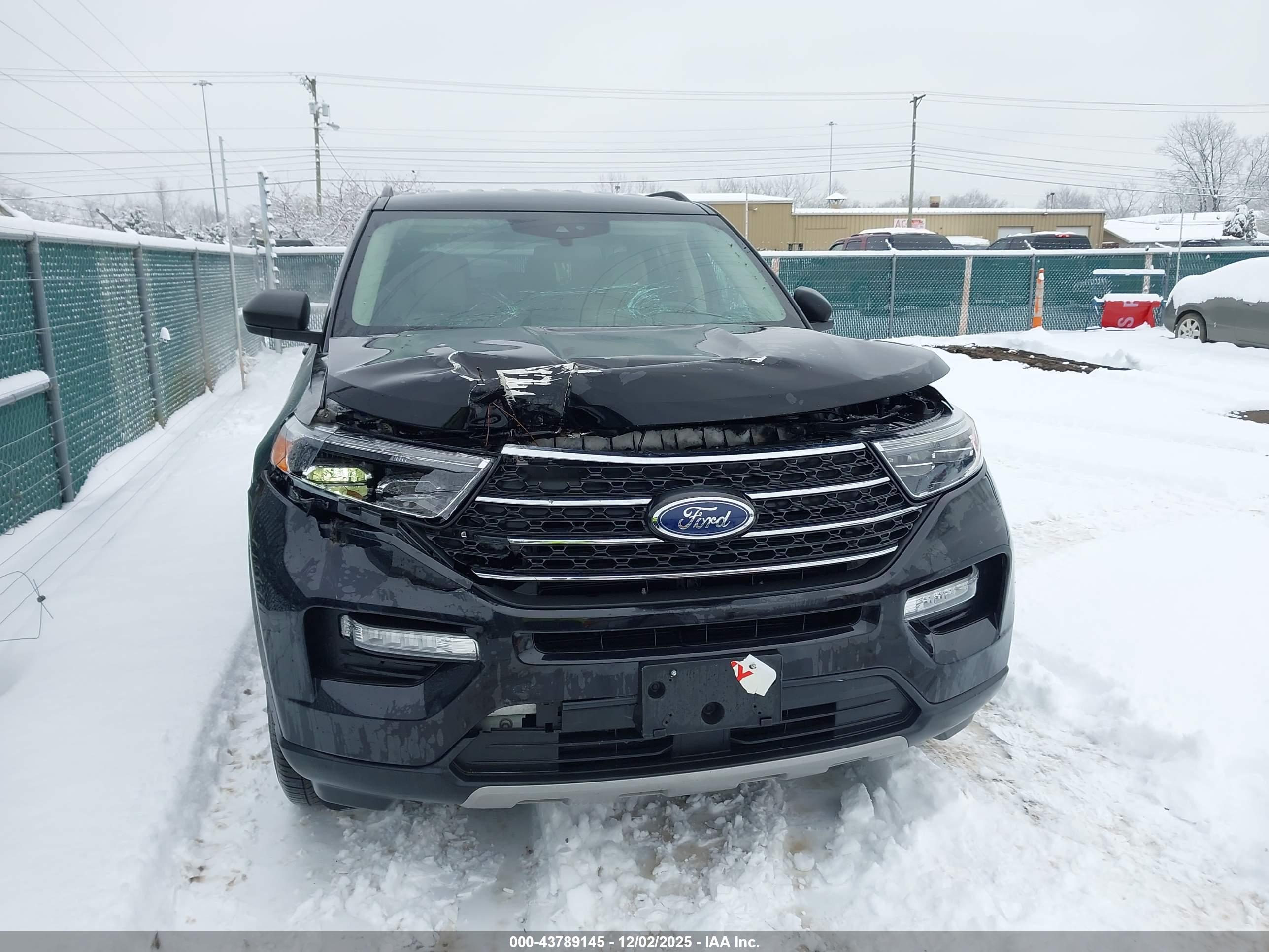 FORD EXPLORER image 6