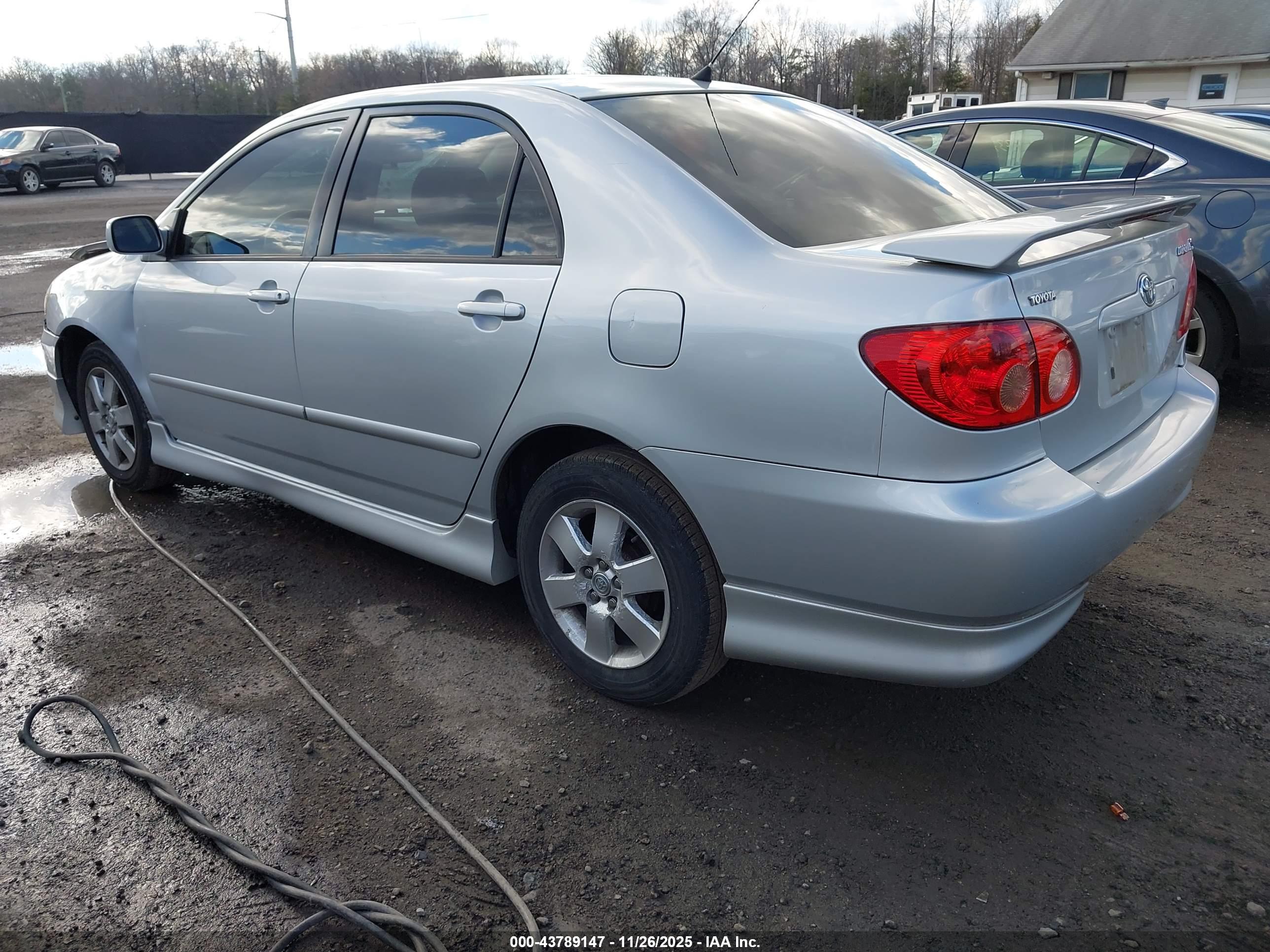 TOYOTA COROLLA image 3