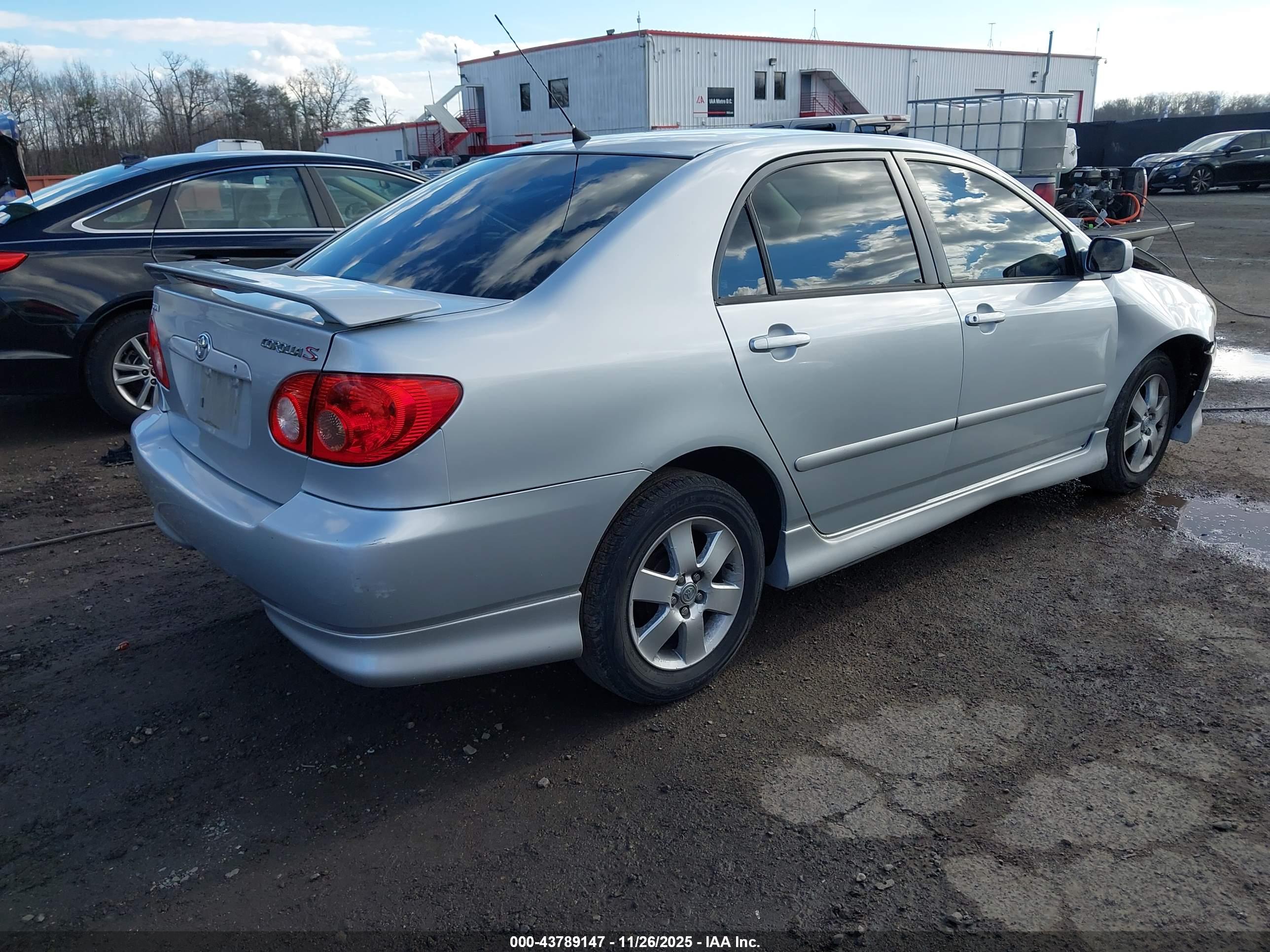 TOYOTA COROLLA image 4