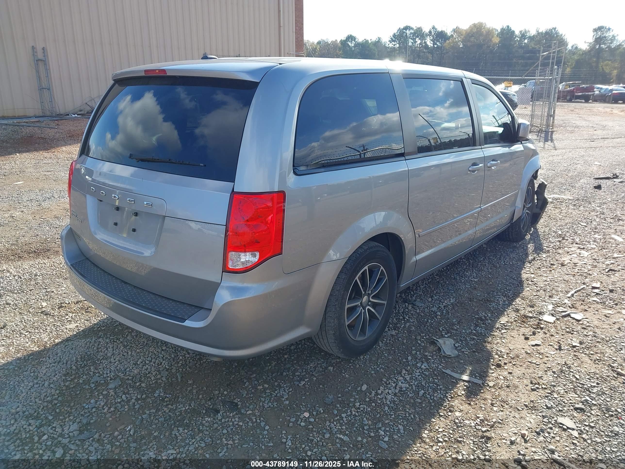 DODGE GRAND image 4