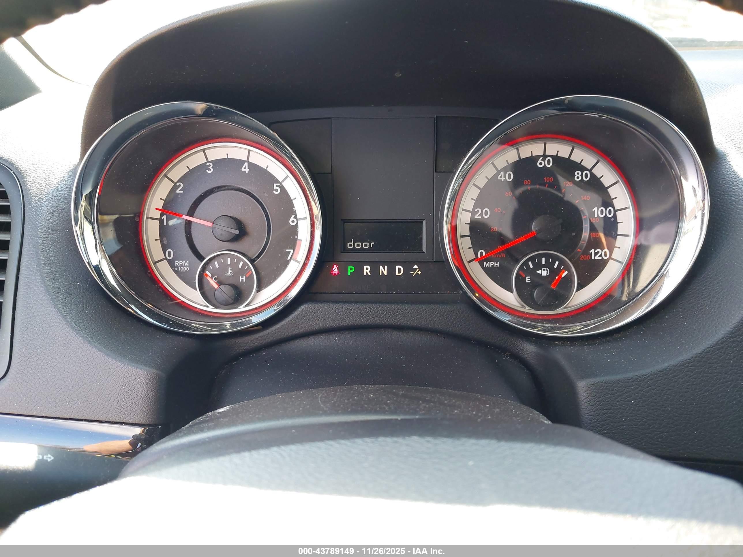 DODGE GRAND image 7