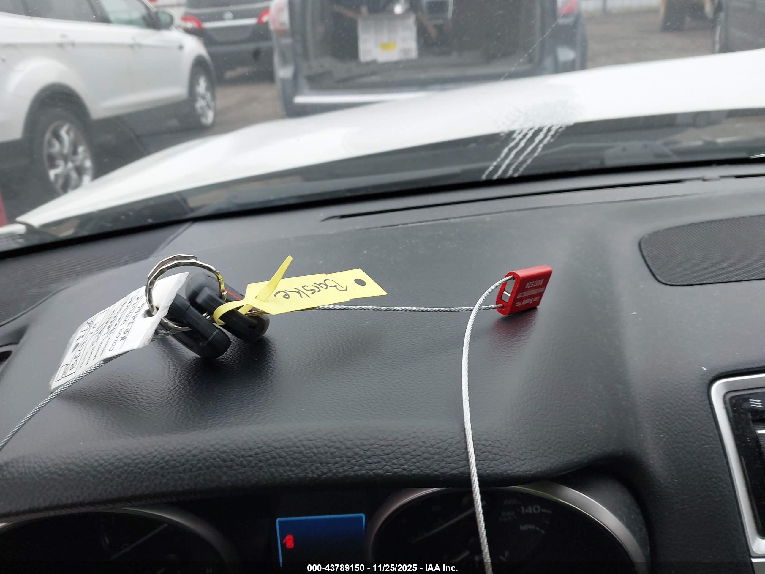 SUBARU LEGACY image 11