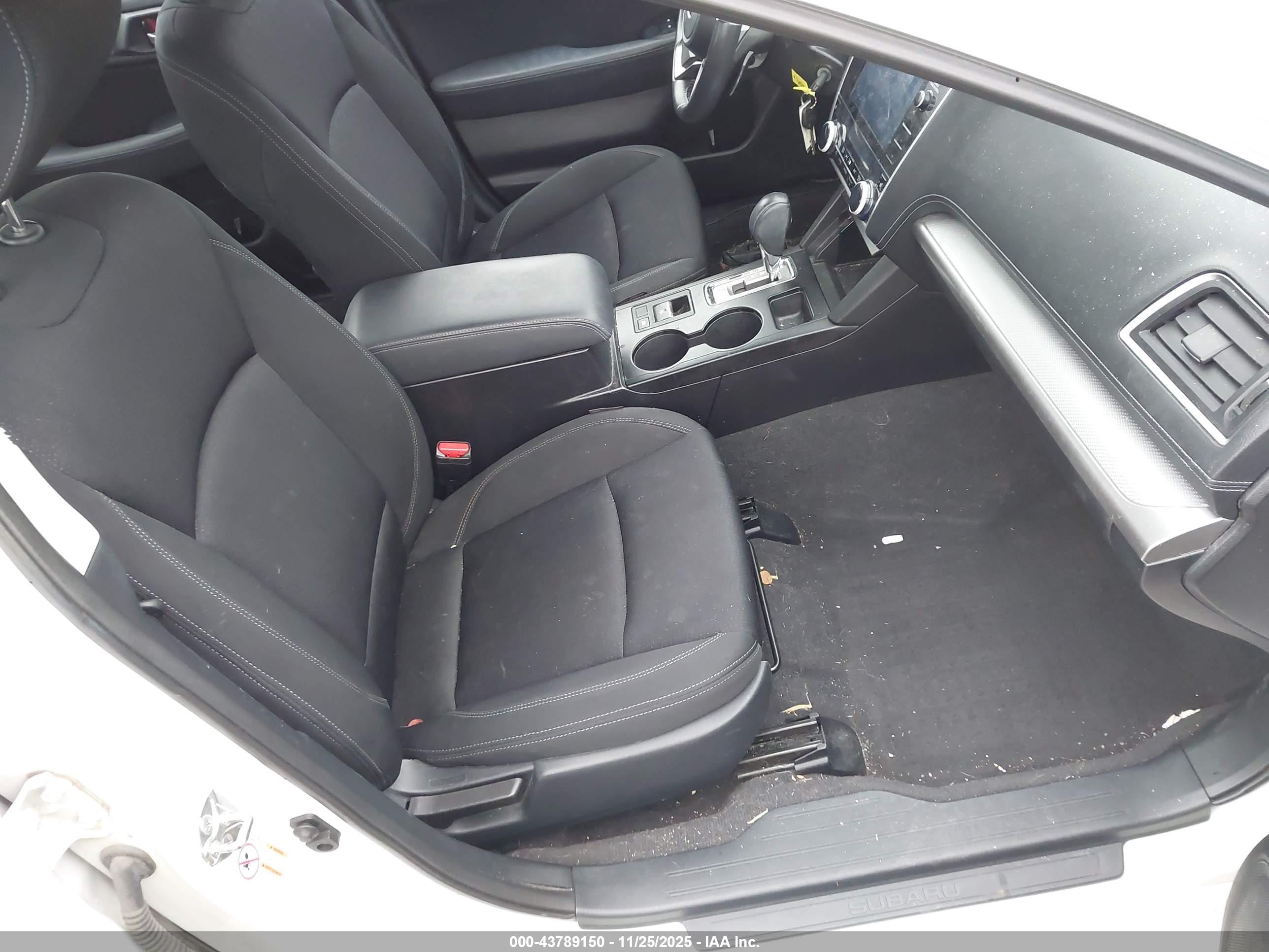 SUBARU LEGACY image 5