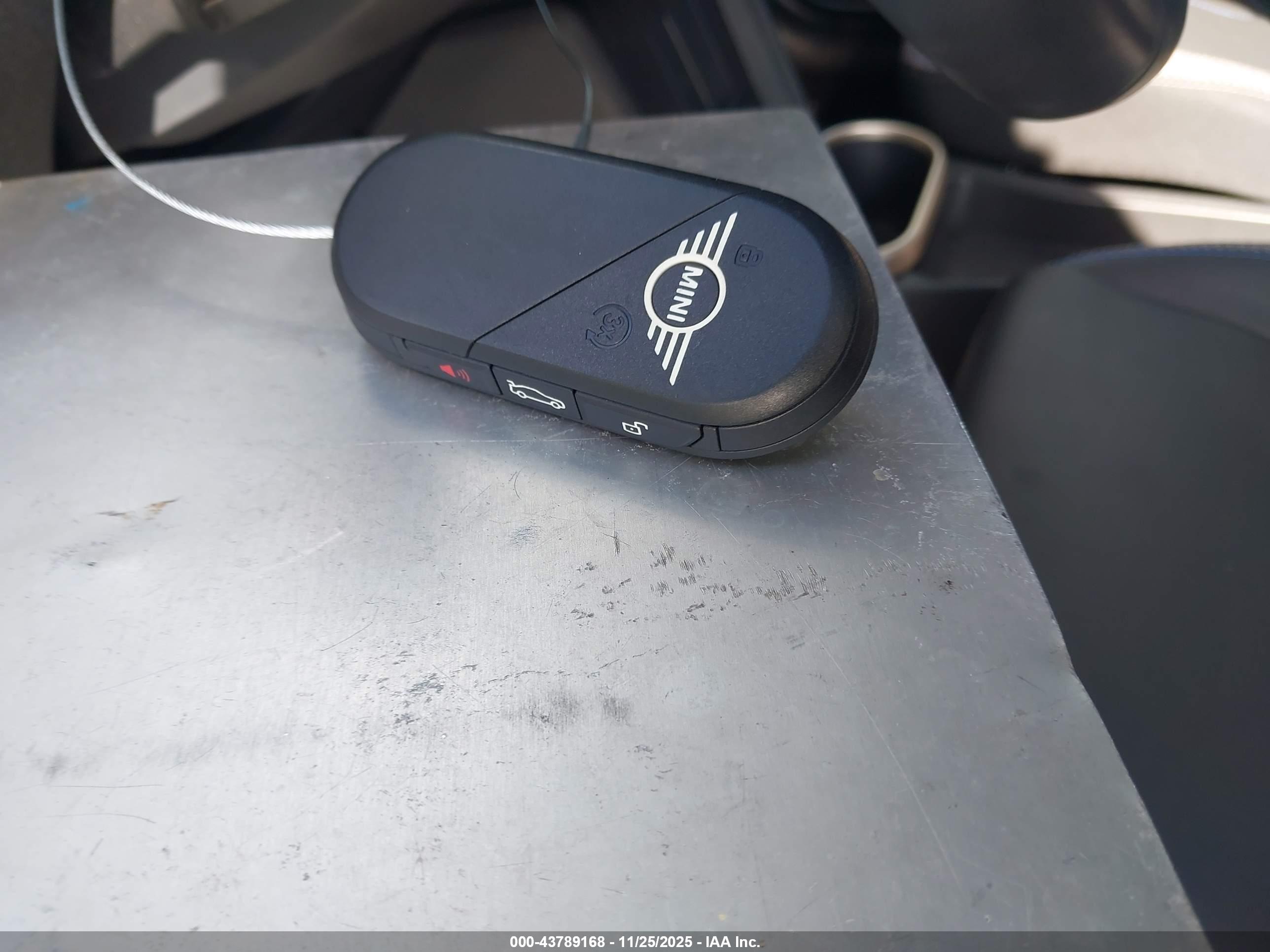MINI HARDTOP image 11