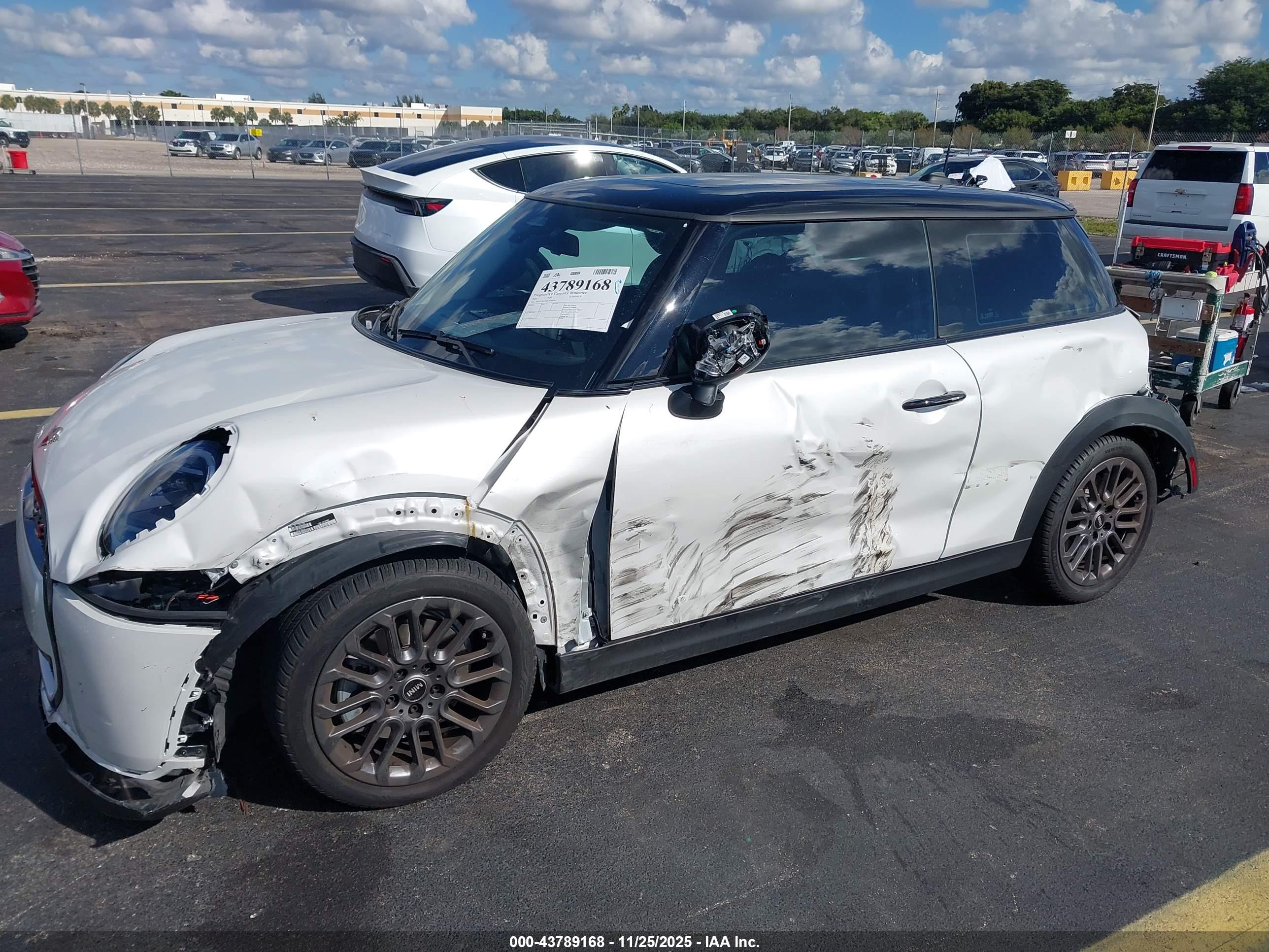 MINI HARDTOP image 6