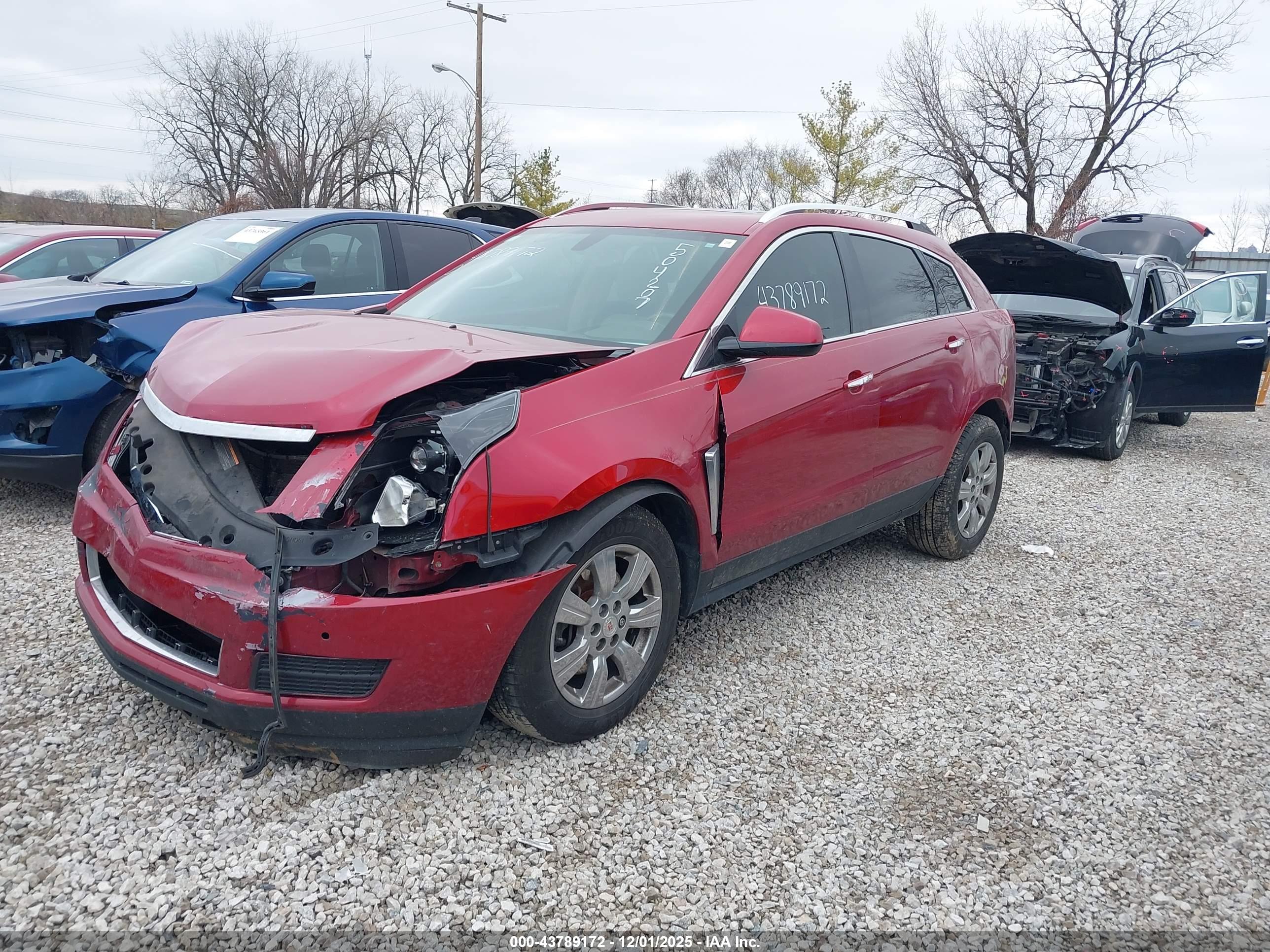CADILLAC SRX image 2