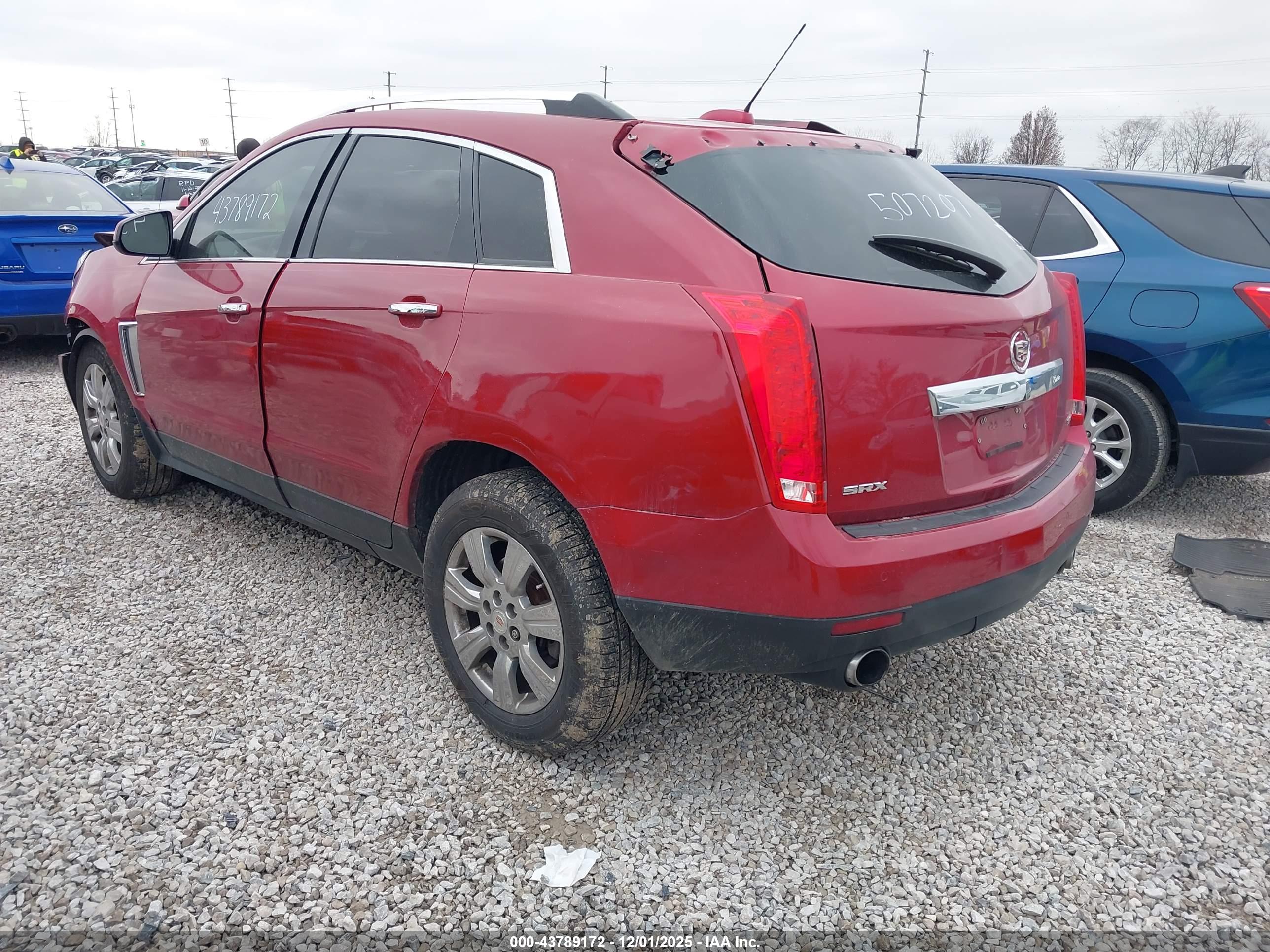 CADILLAC SRX image 3
