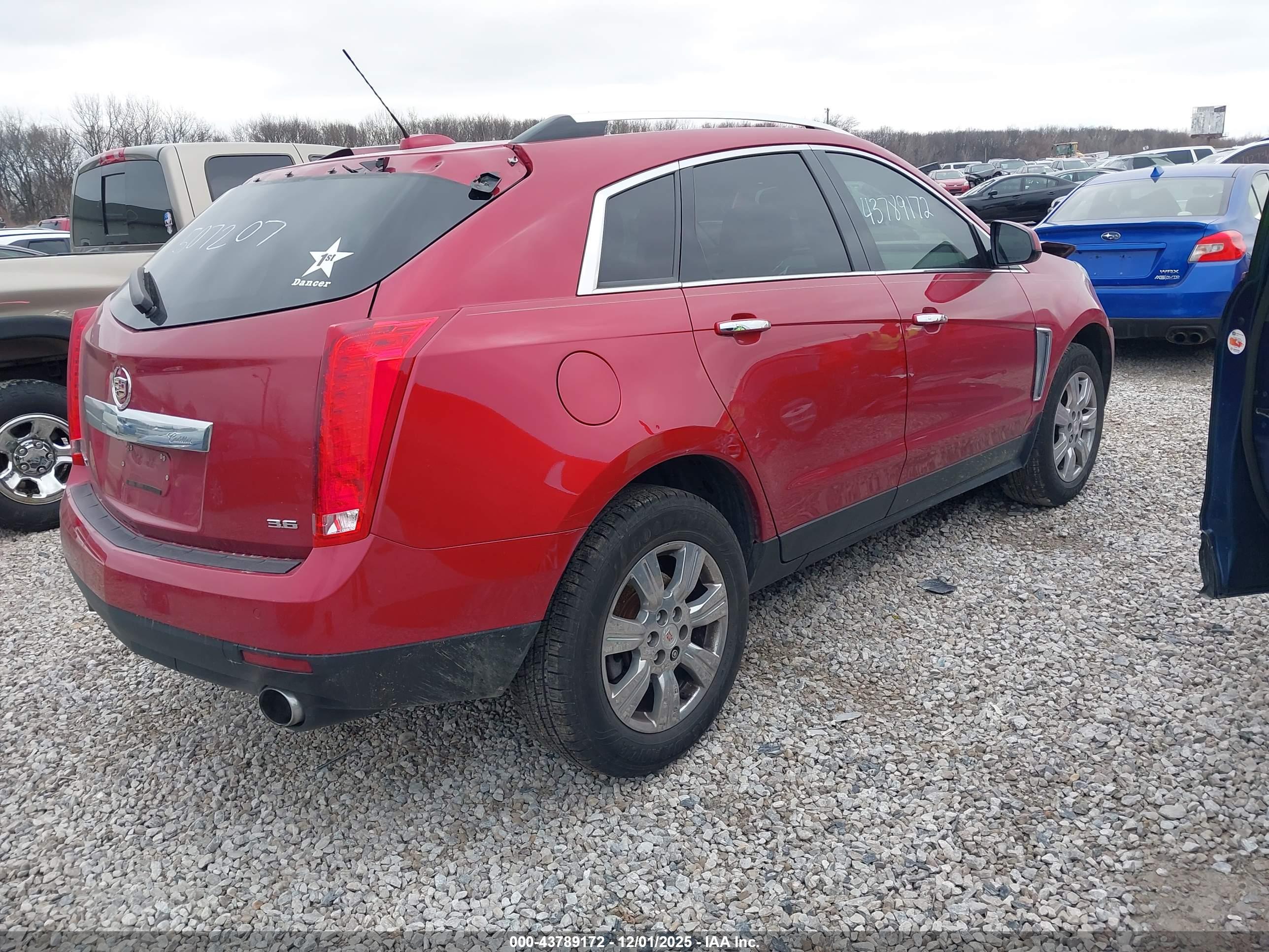 CADILLAC SRX image 4