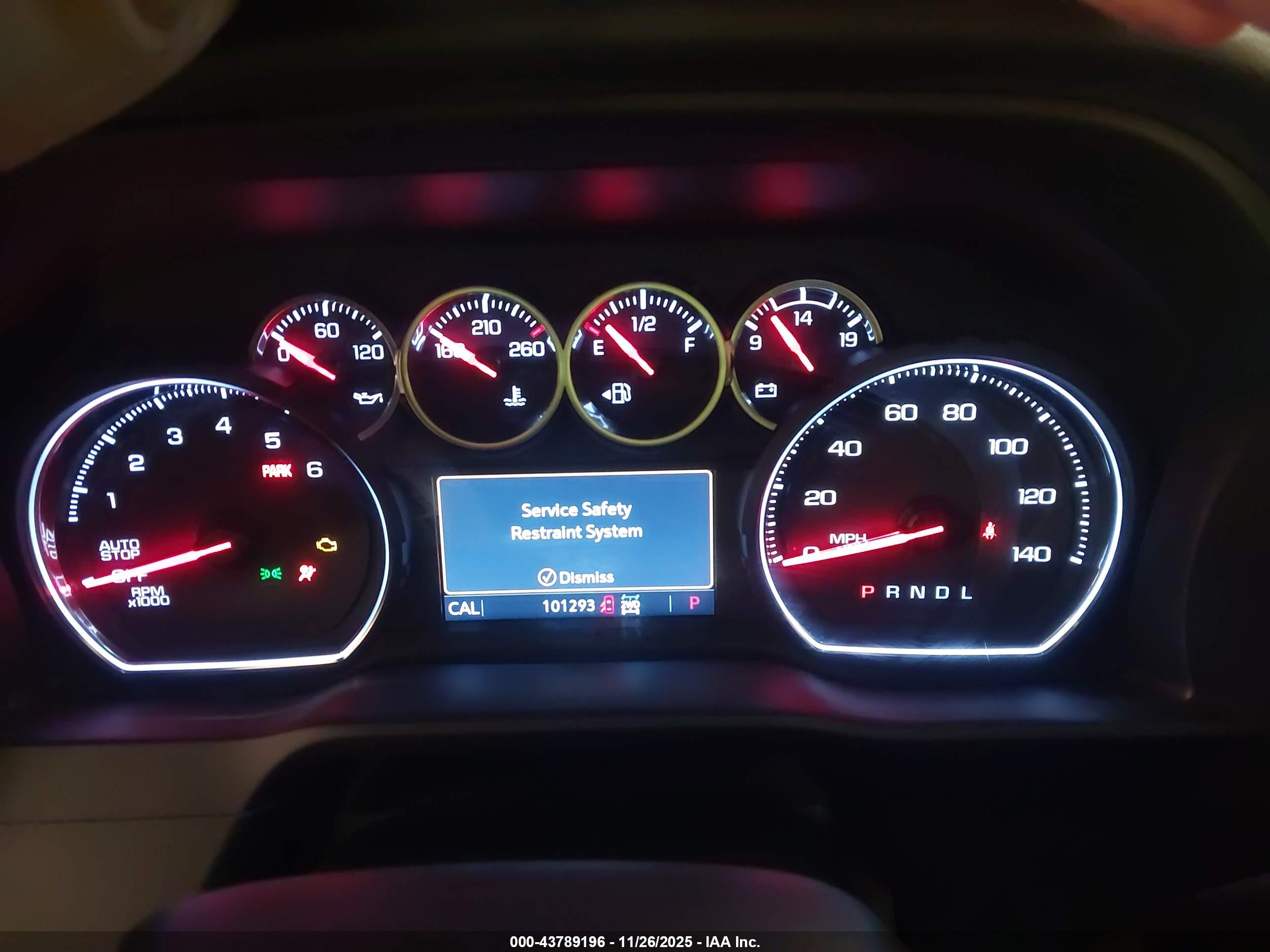 CHEVROLET SILVERADO image 7